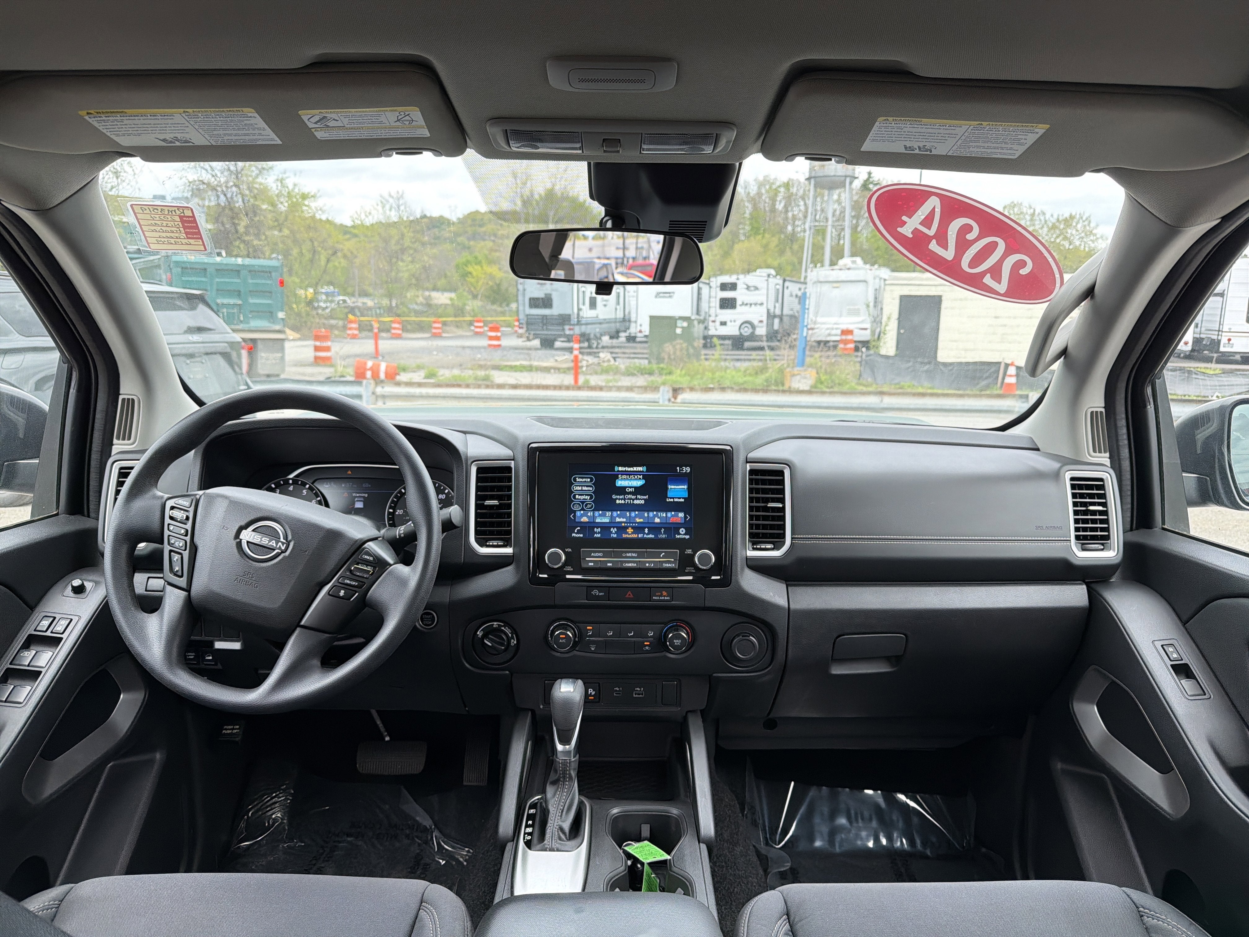 2024 Nissan Frontier SV