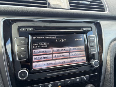 2014 Volkswagen Passat 1.8T SE