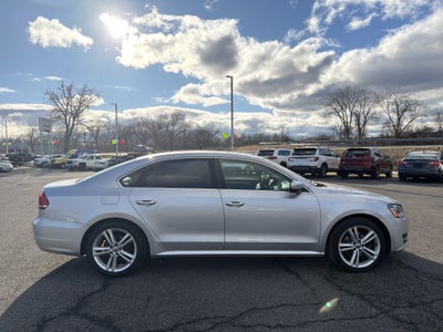 2014 Volkswagen Passat 1.8T SE