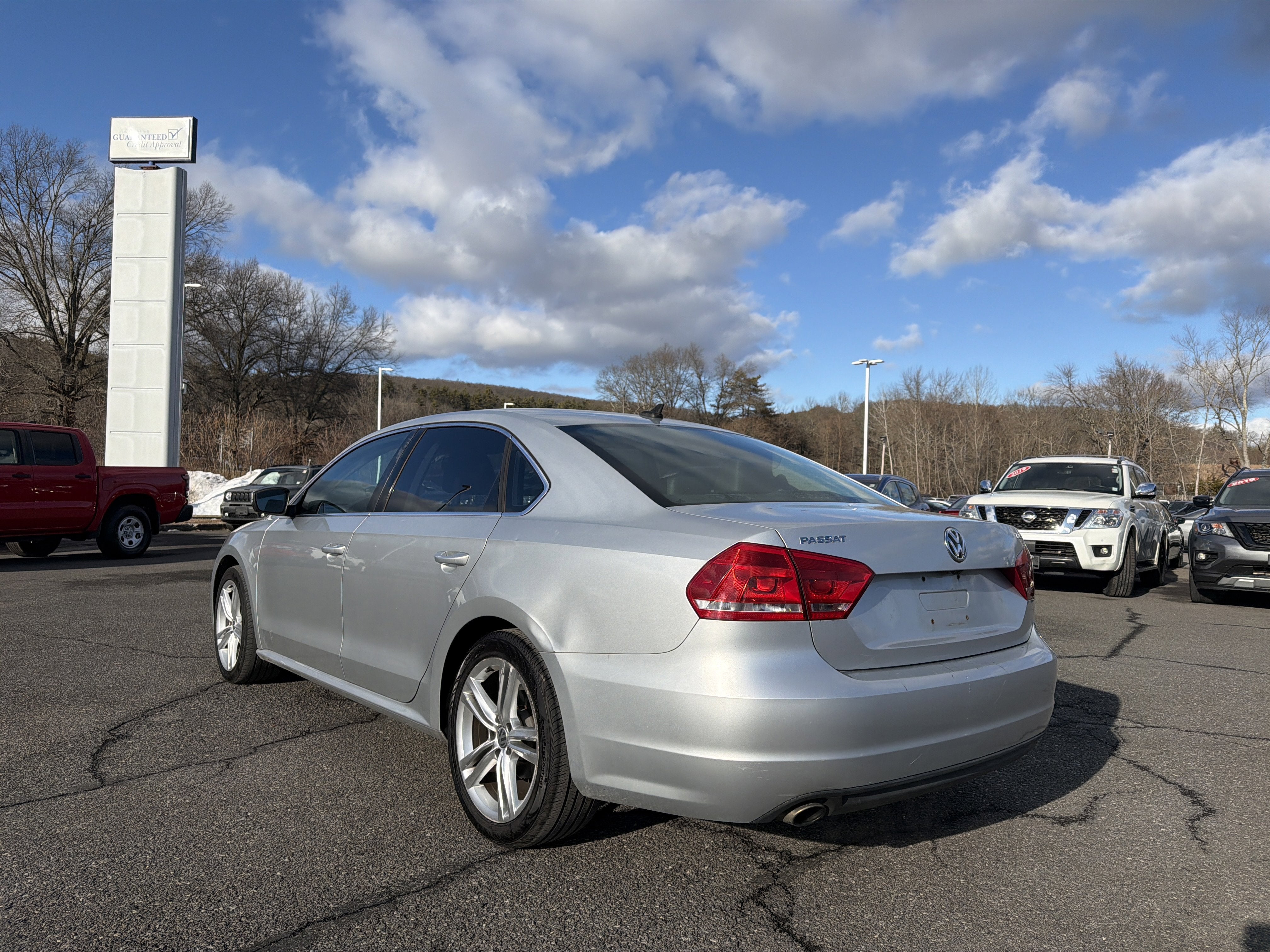 2014 Volkswagen Passat 1.8T SE