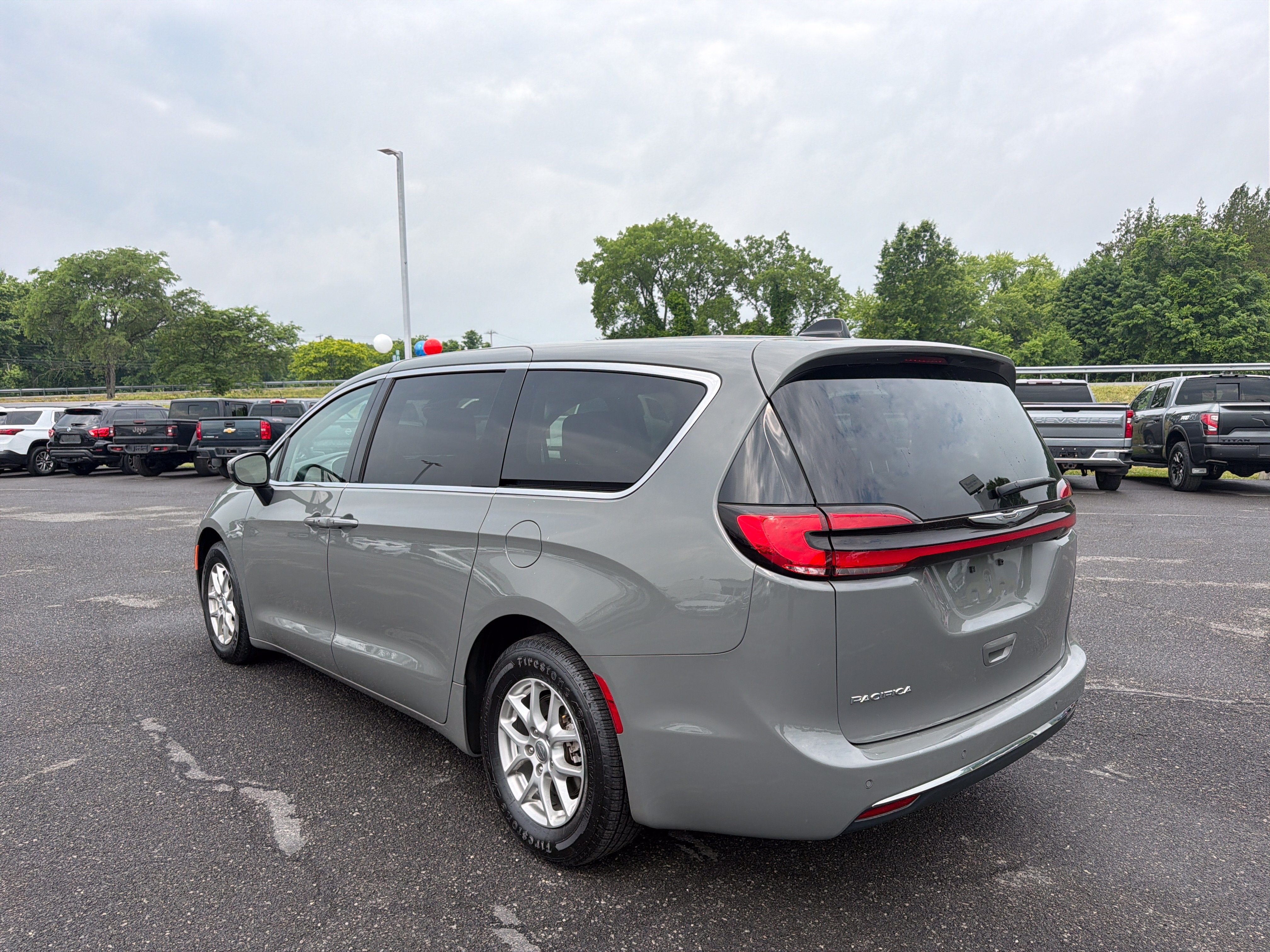 2023 Chrysler Pacifica Touring L