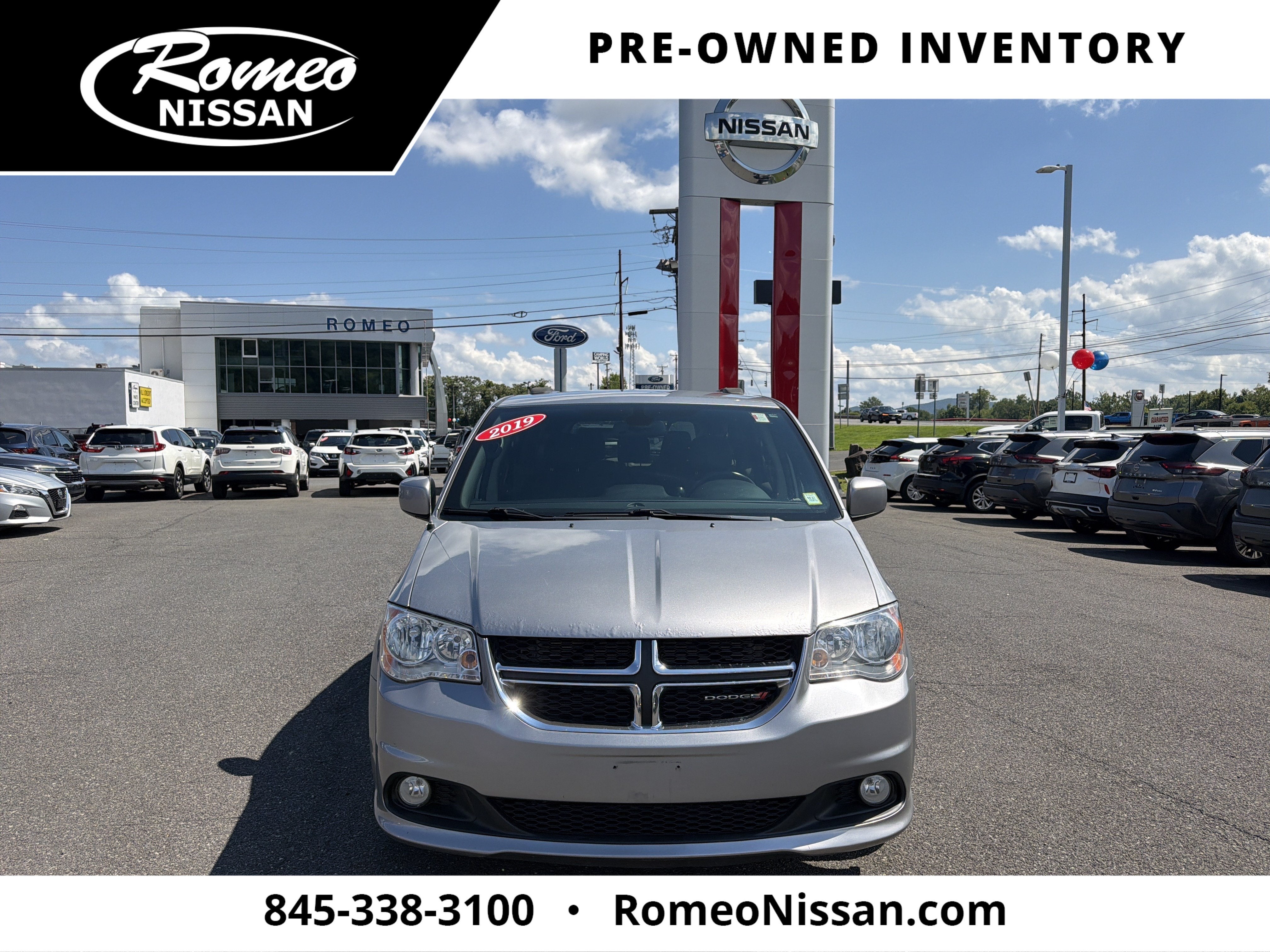 Used 2019 Dodge Grand Caravan SXT with VIN 2C4RDGCG4KR563901 for sale in Kingston, NY