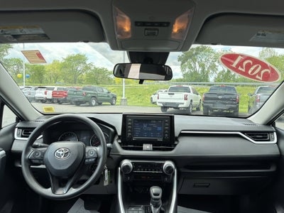 2021 Toyota RAV4 LE