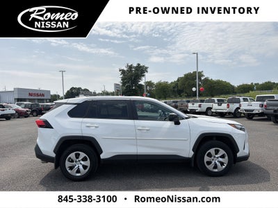 2023 Toyota RAV4 LE