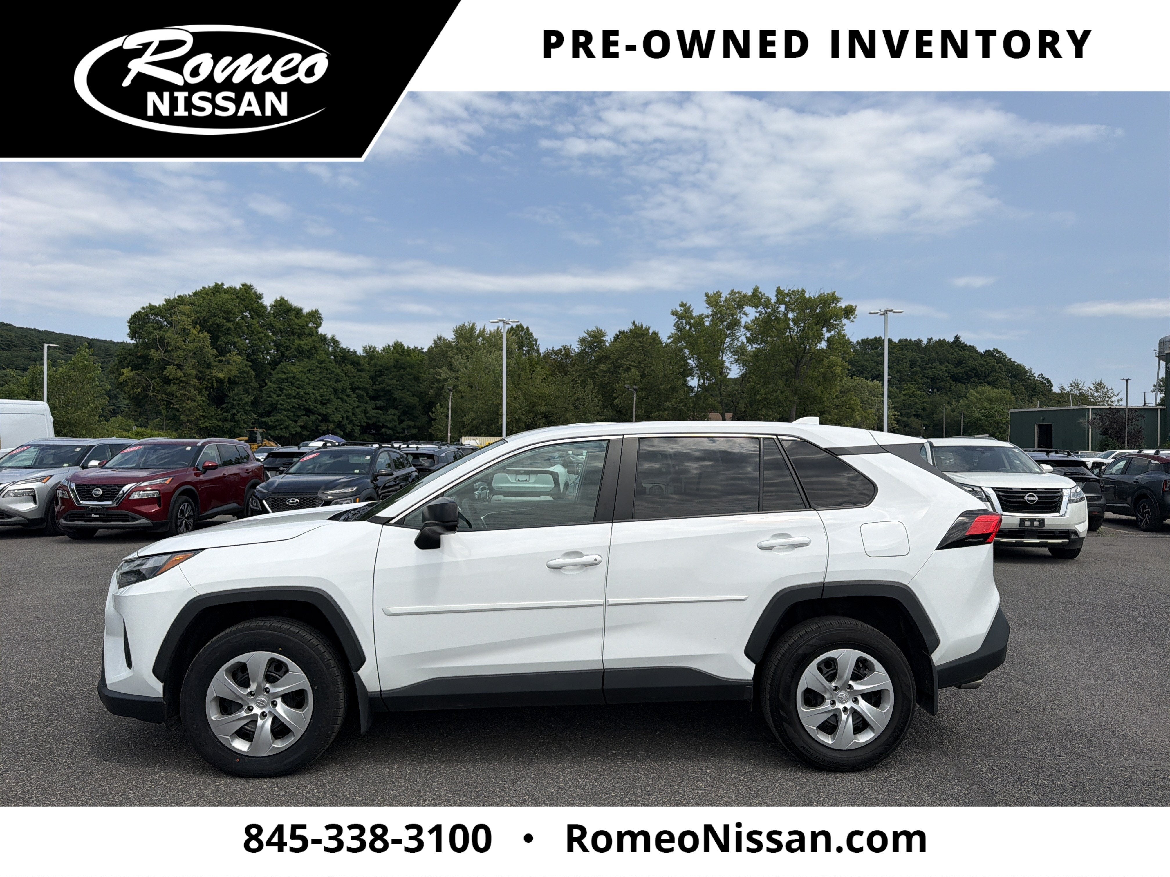 2023 Toyota RAV4 LE