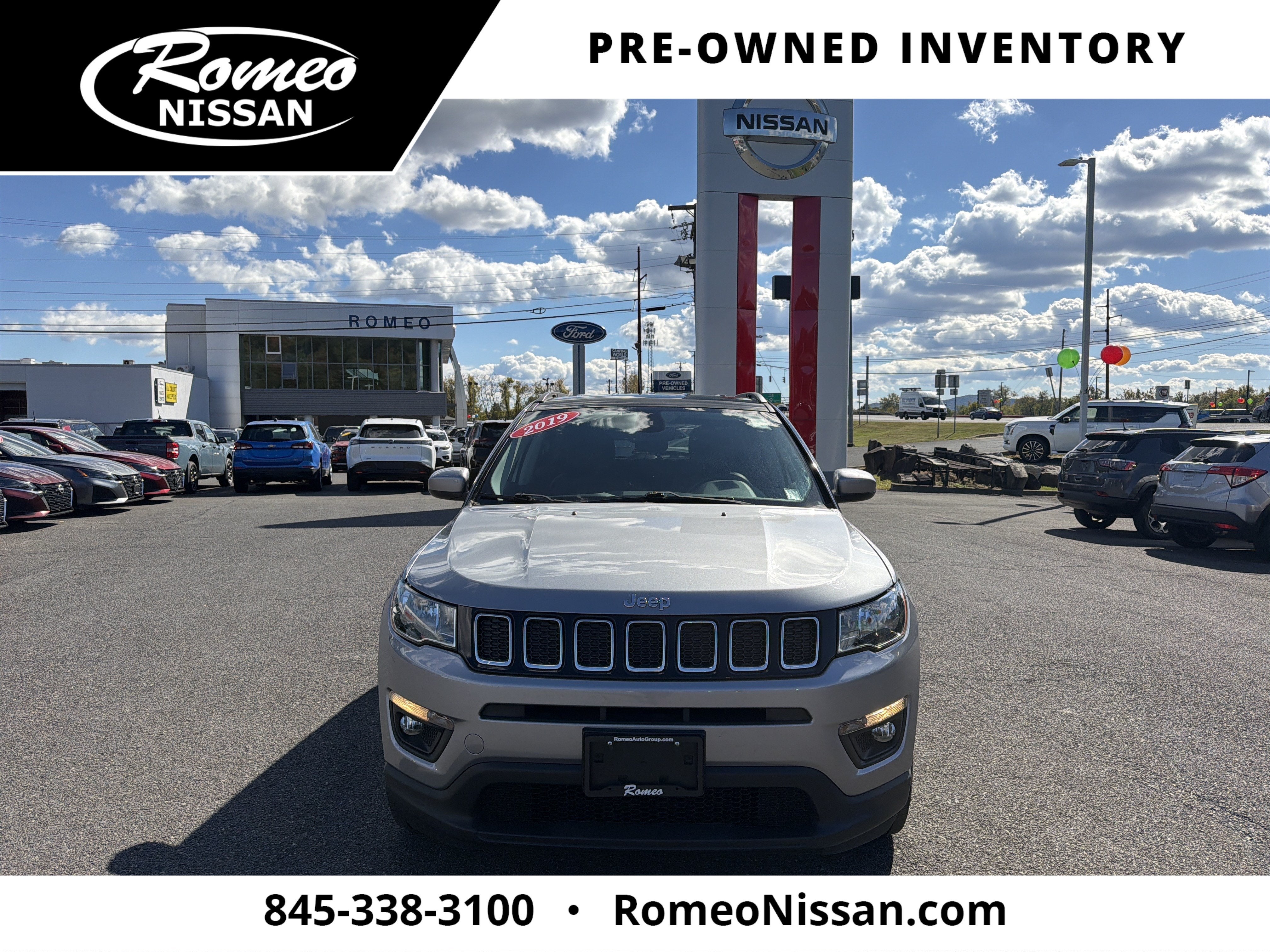 Used 2019 Jeep Compass Latitude with VIN 3C4NJDBB4KT598608 for sale in Kingston, NY