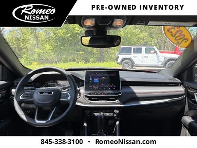 2023 Jeep Compass Trailhawk