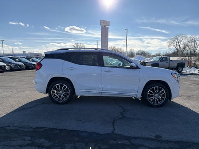 2022 GMC Terrain Denali