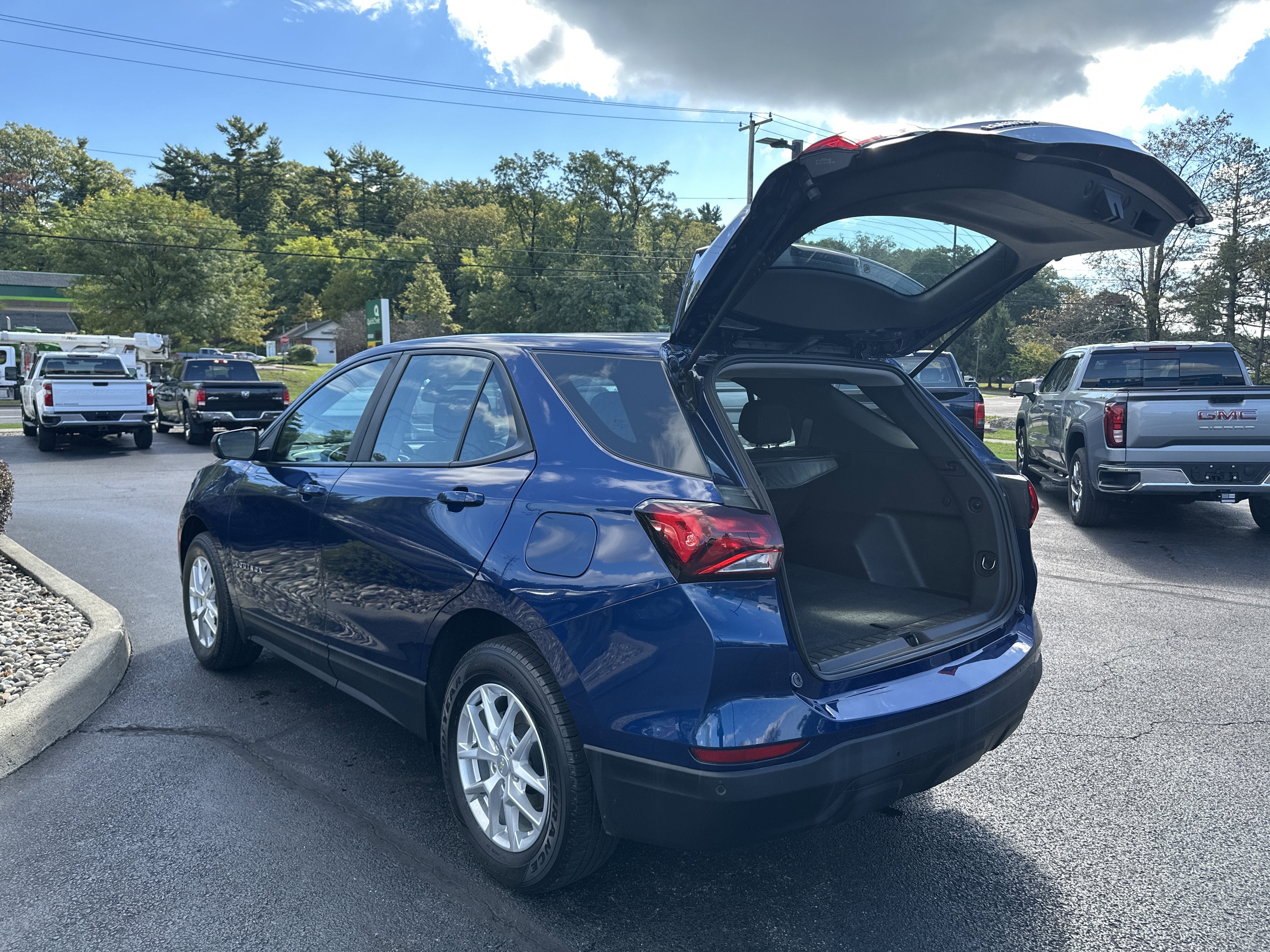 2022 Chevrolet Equinox LS