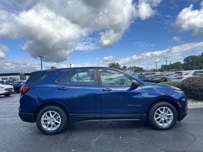 2022 Chevrolet Equinox LS
