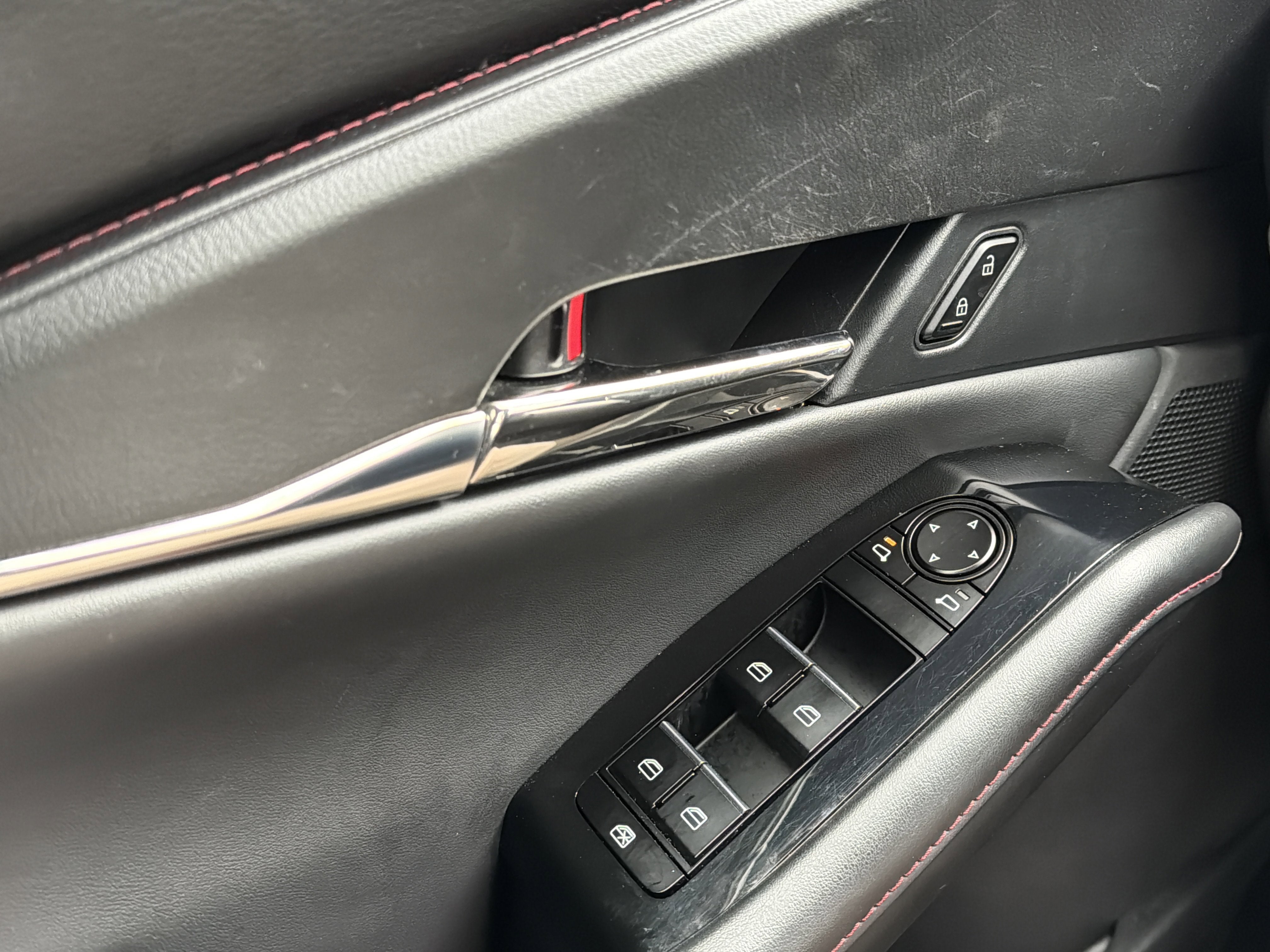 2023 Mazda Mazda CX-30 2.5 S Carbon Edition