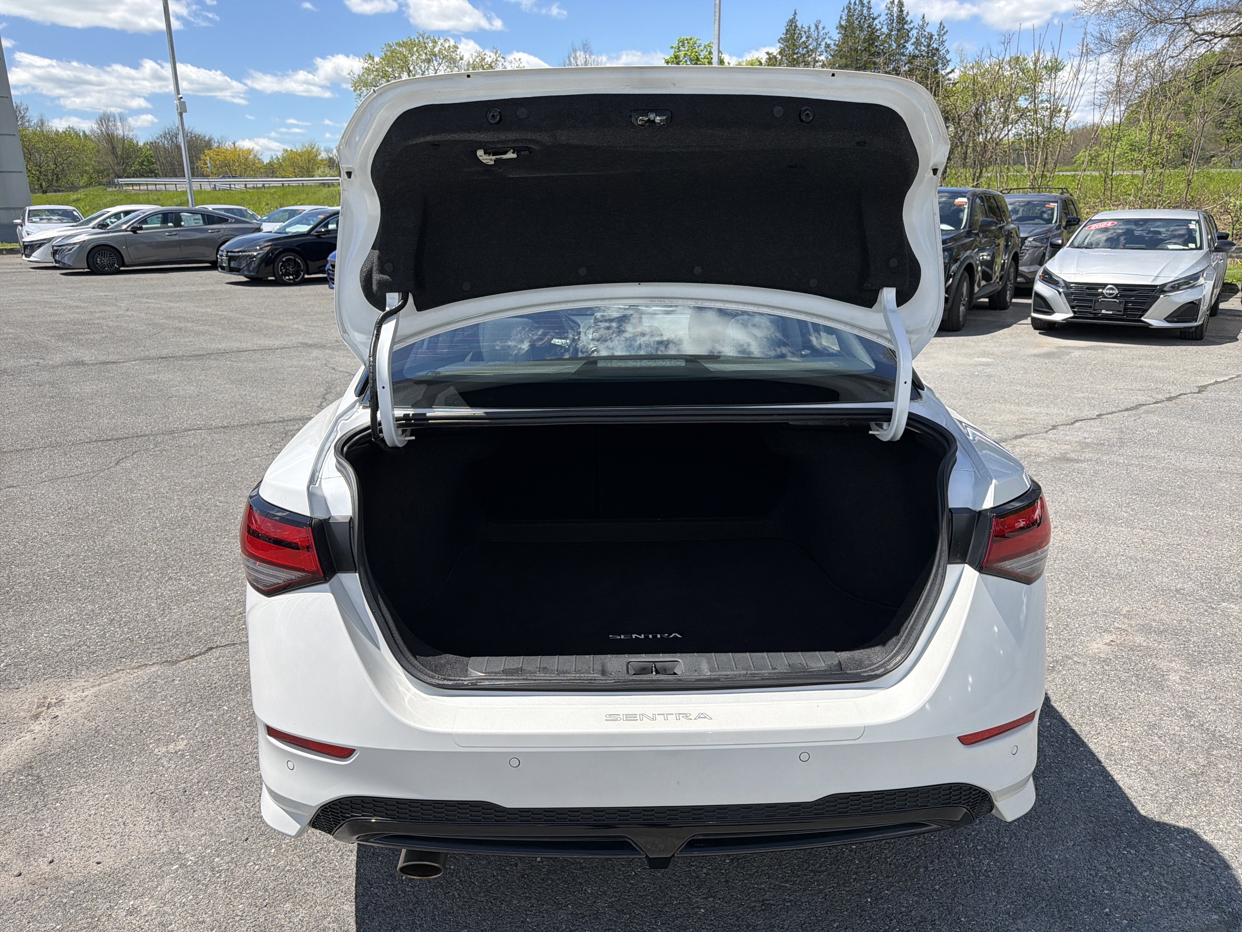 2023 Nissan Sentra SR