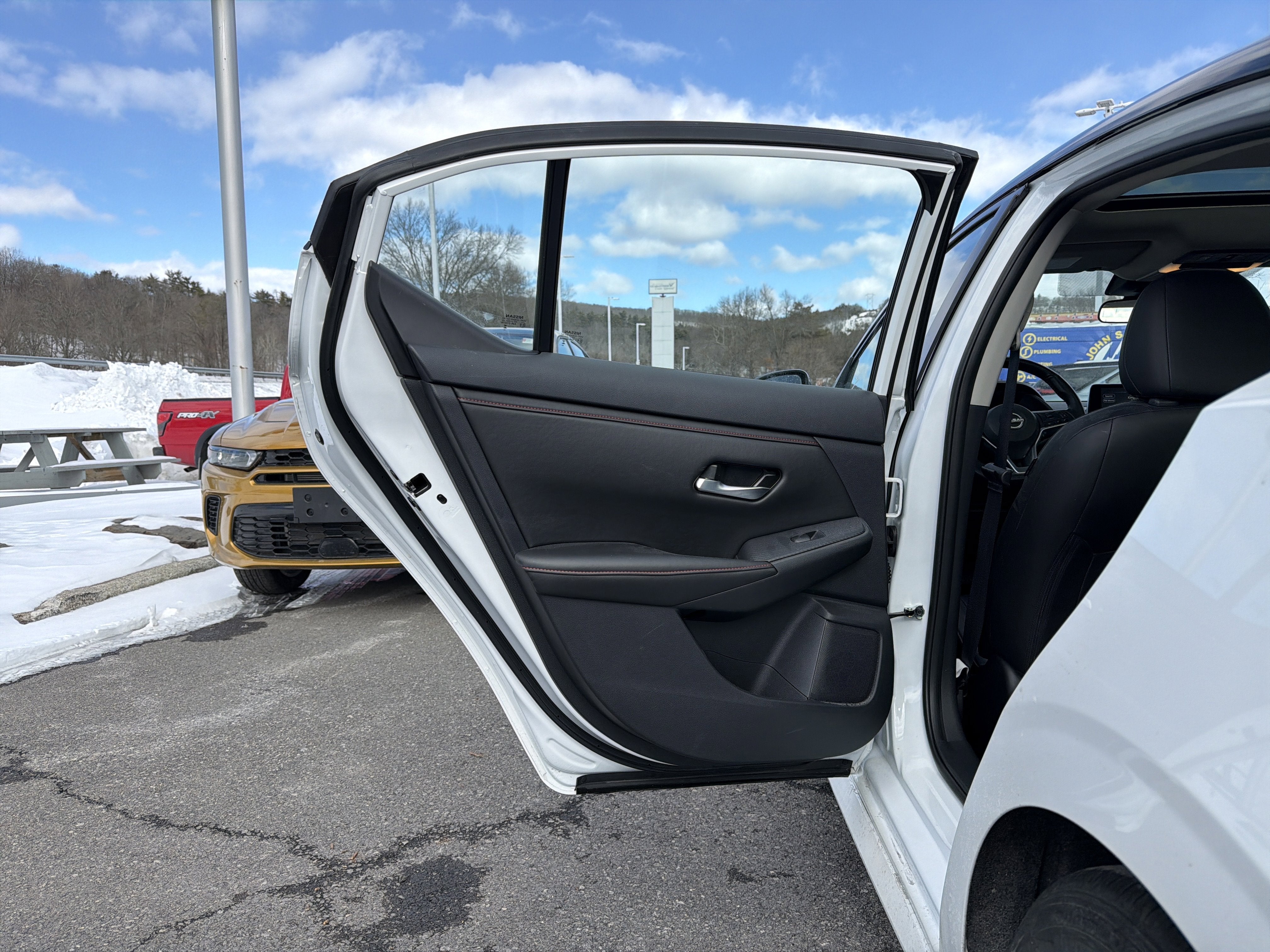 2025 Nissan Sentra SR