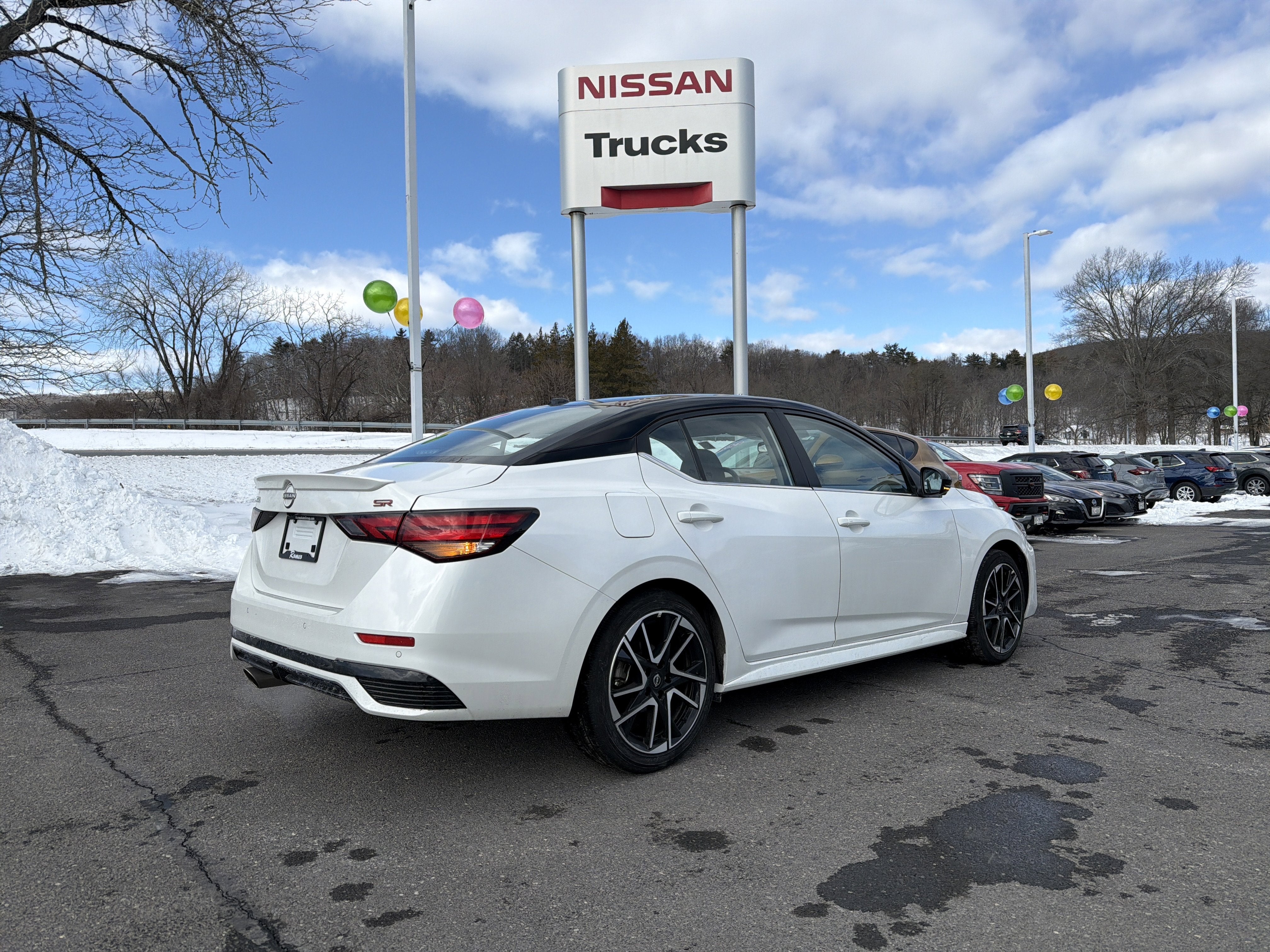 2025 Nissan Sentra SR