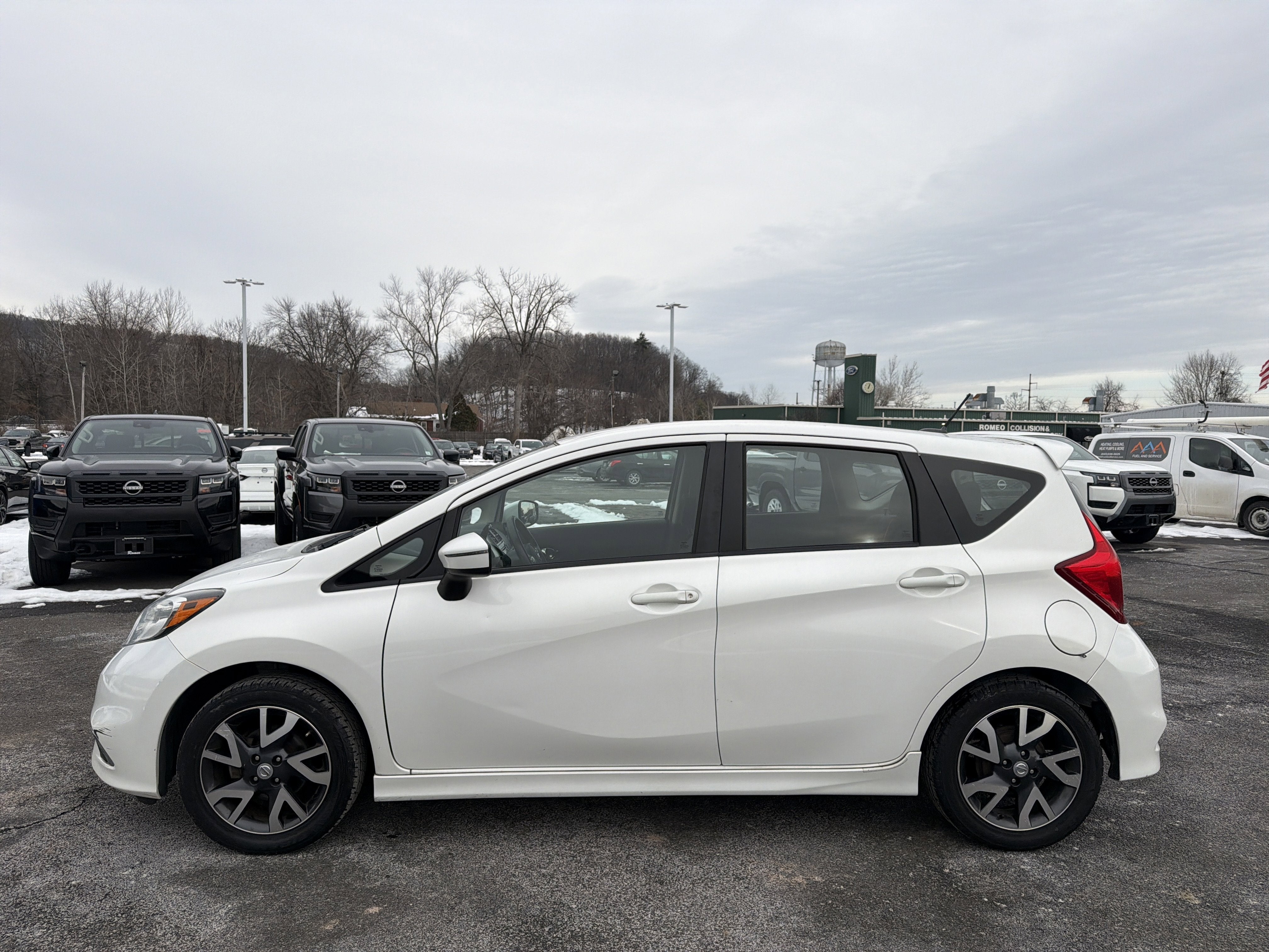 2016 Nissan Versa Note SR