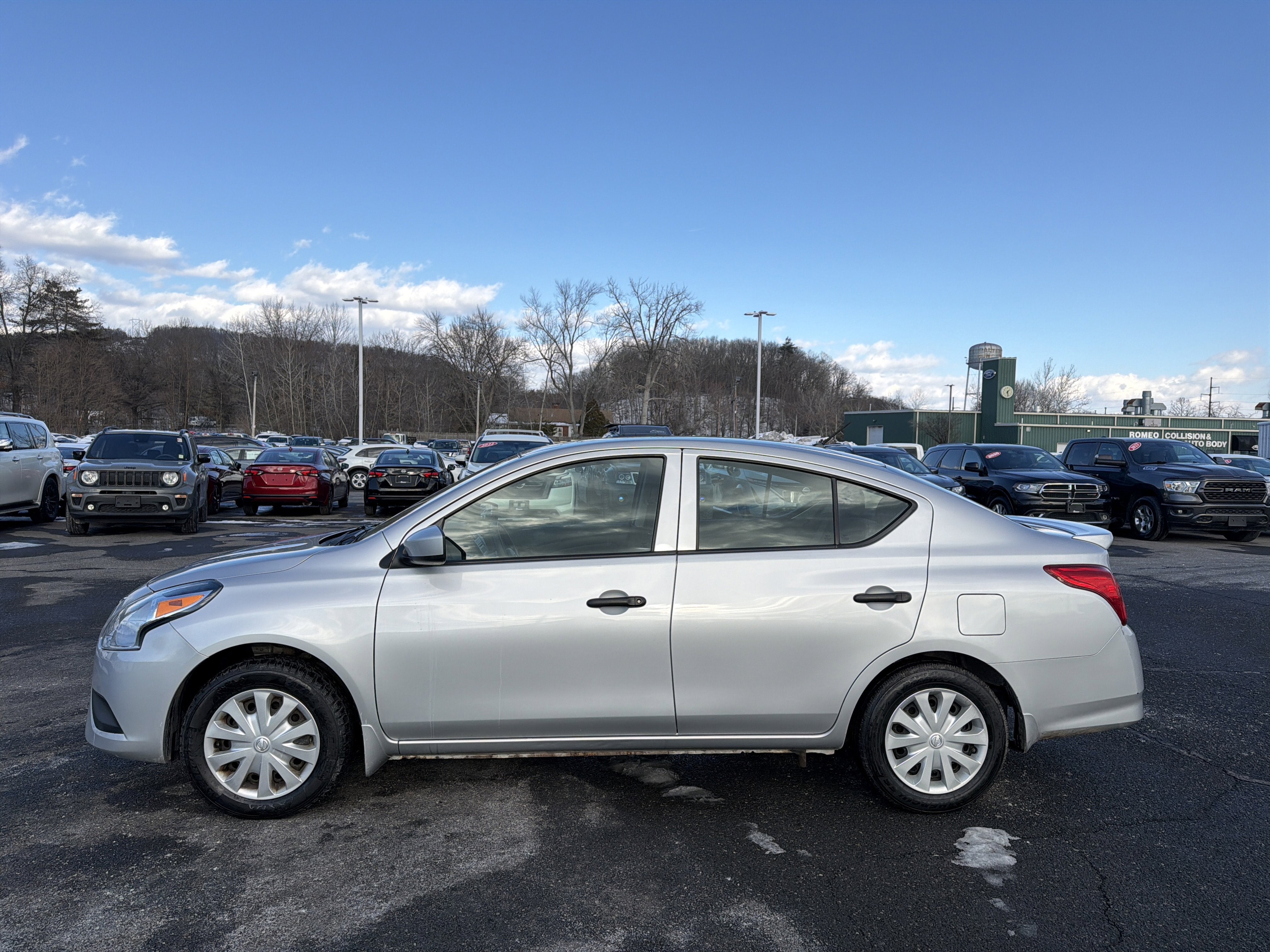 2016 Nissan Versa 1.6 S Plus