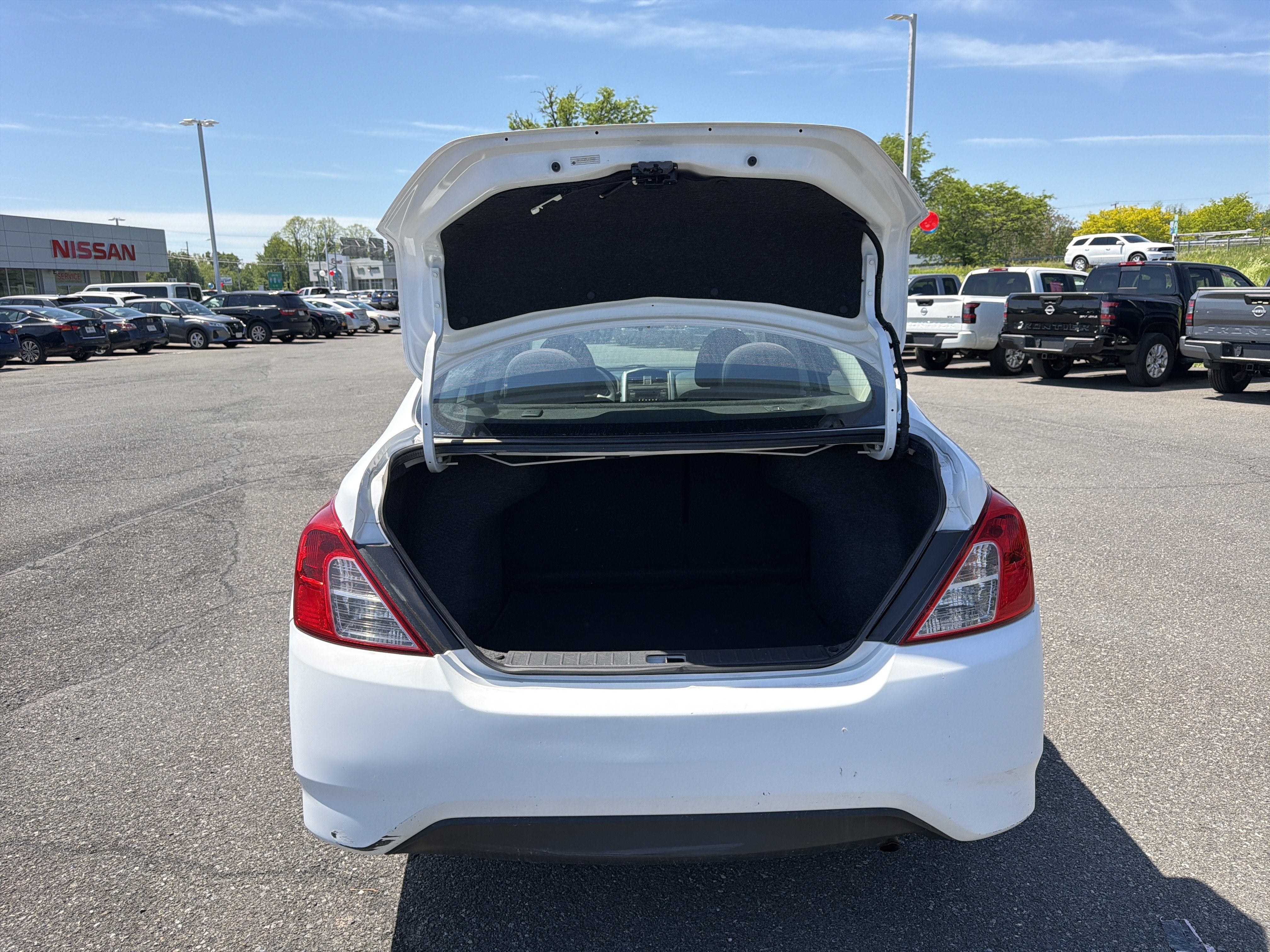 2018 Nissan Versa 1.6 SV