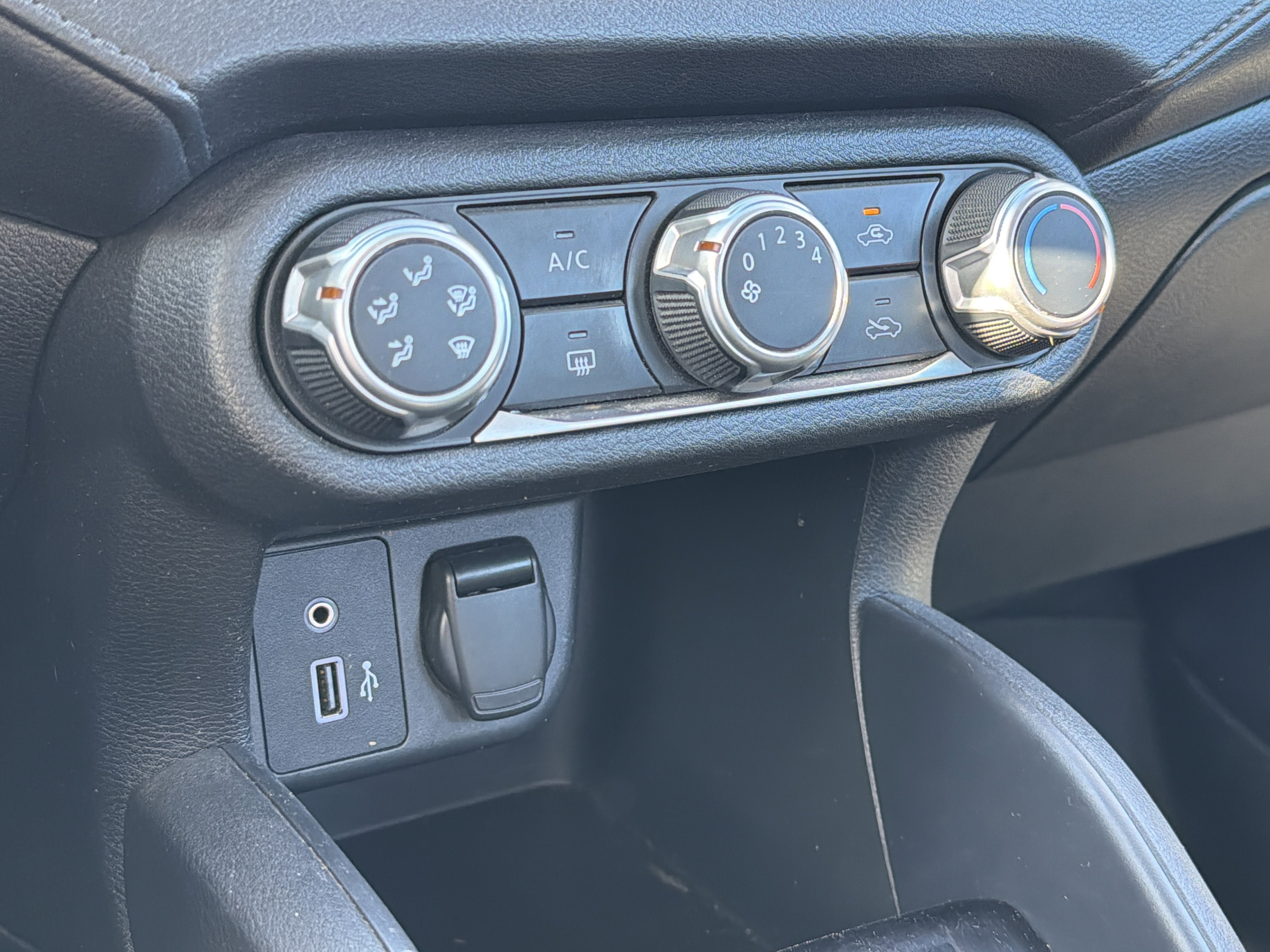 2021 Nissan Versa 1.6 S