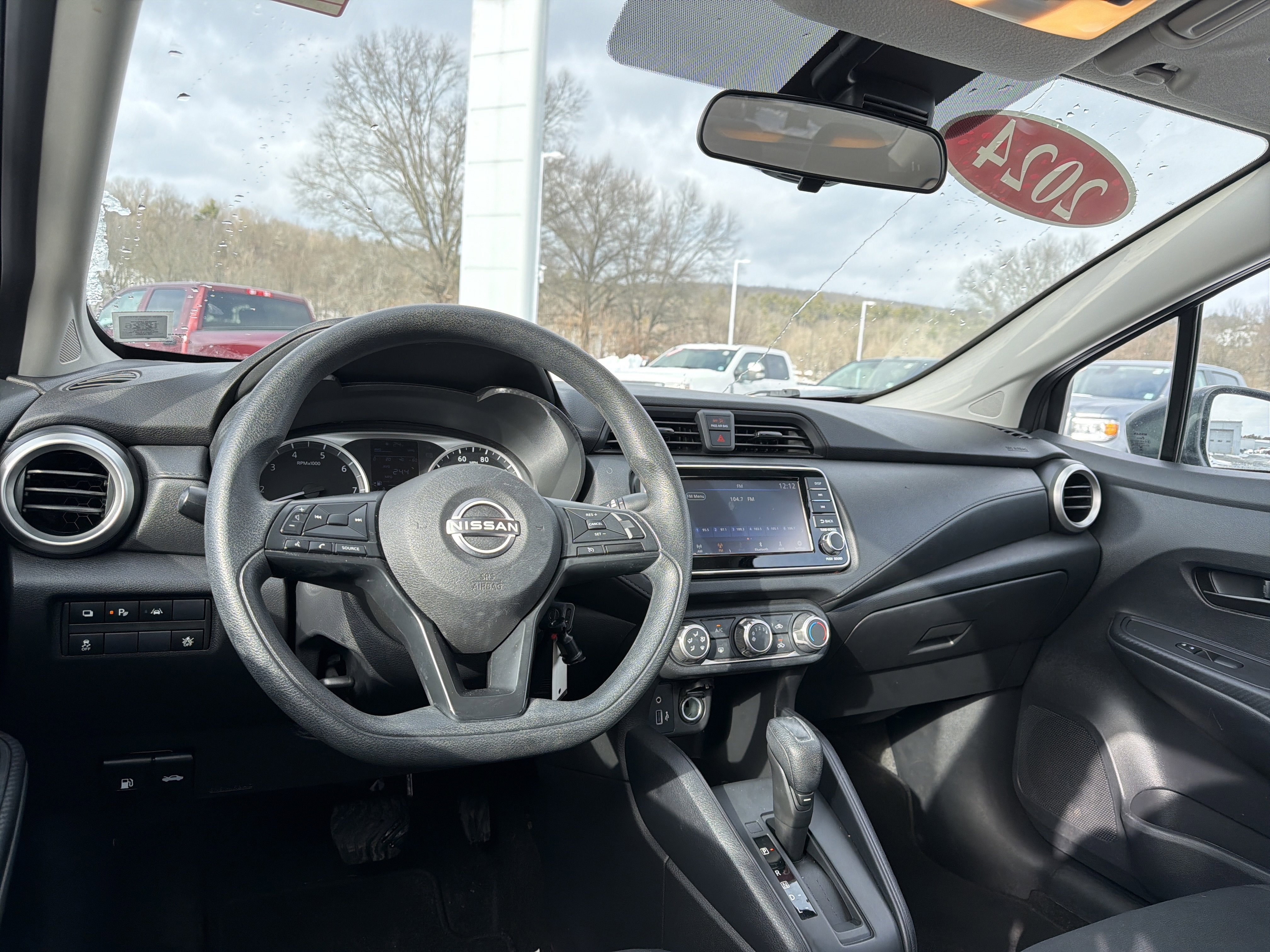 2024 Nissan Versa 1.6 S