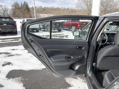 2024 Nissan Versa 1.6 S