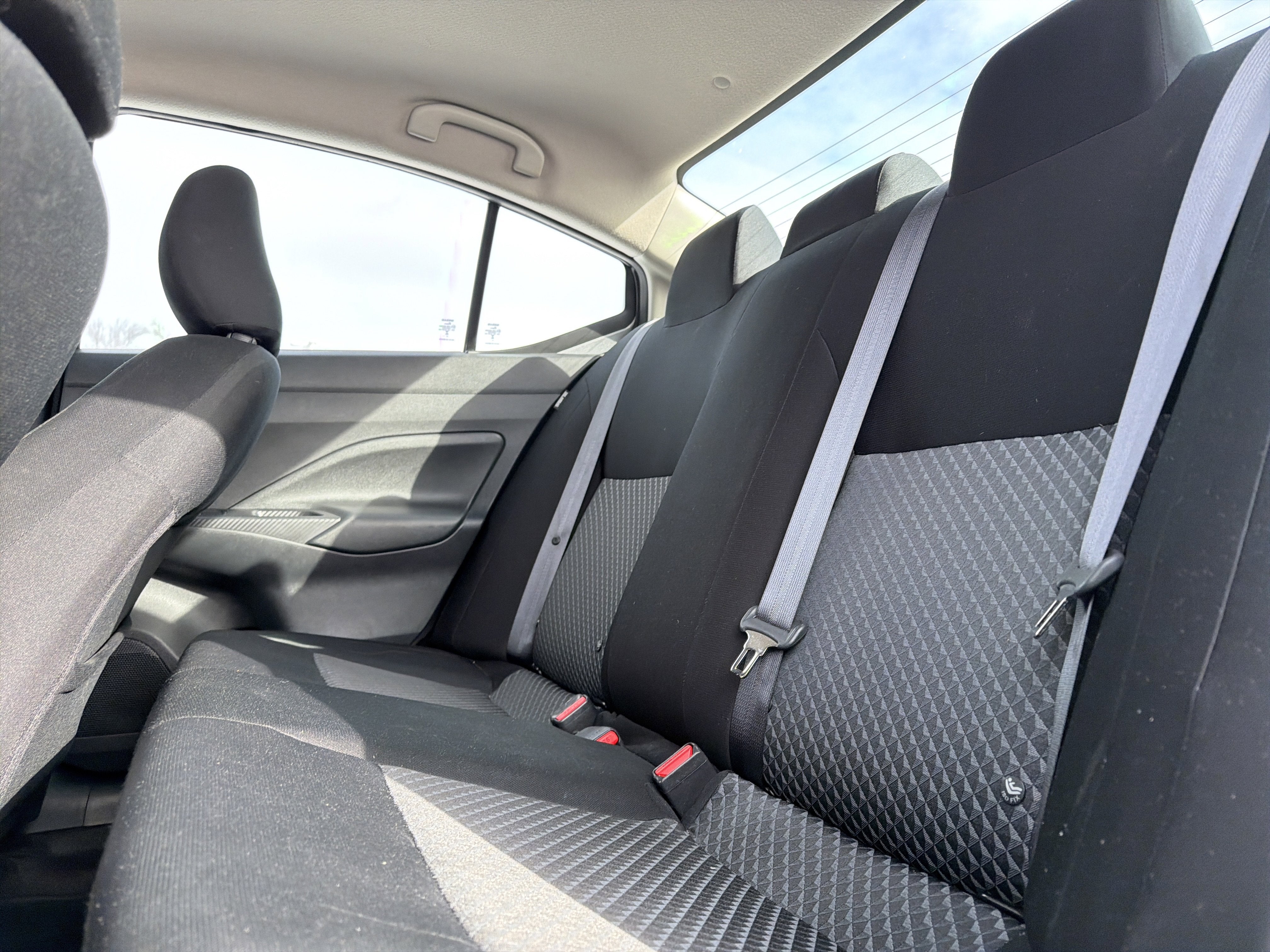 2024 Nissan Versa 1.6 S