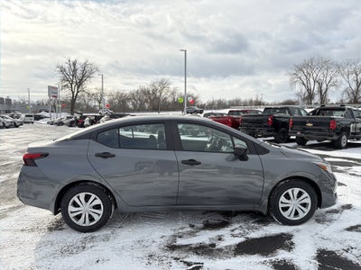 2024 Nissan Versa 1.6 S