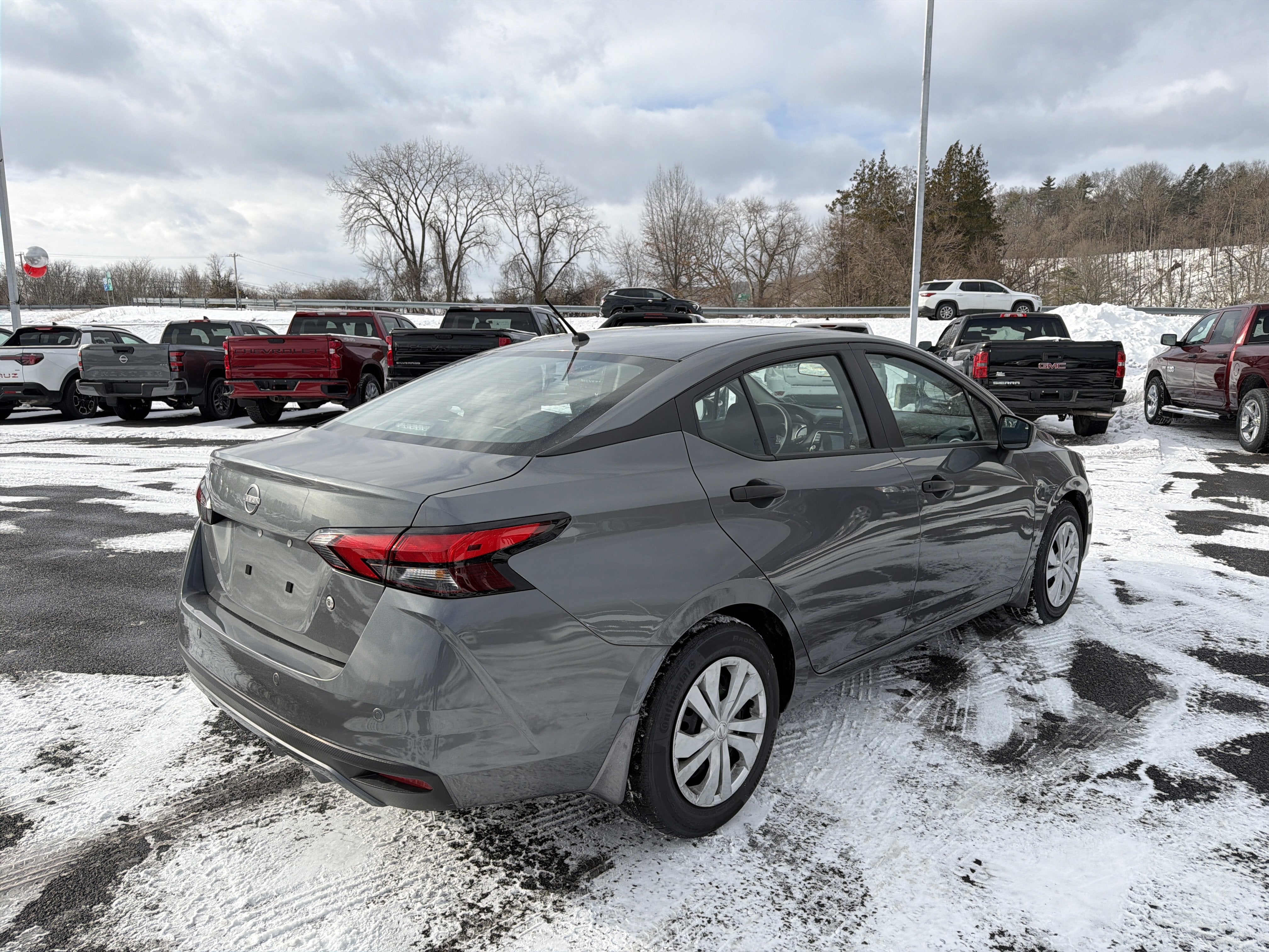 2024 Nissan Versa 1.6 S