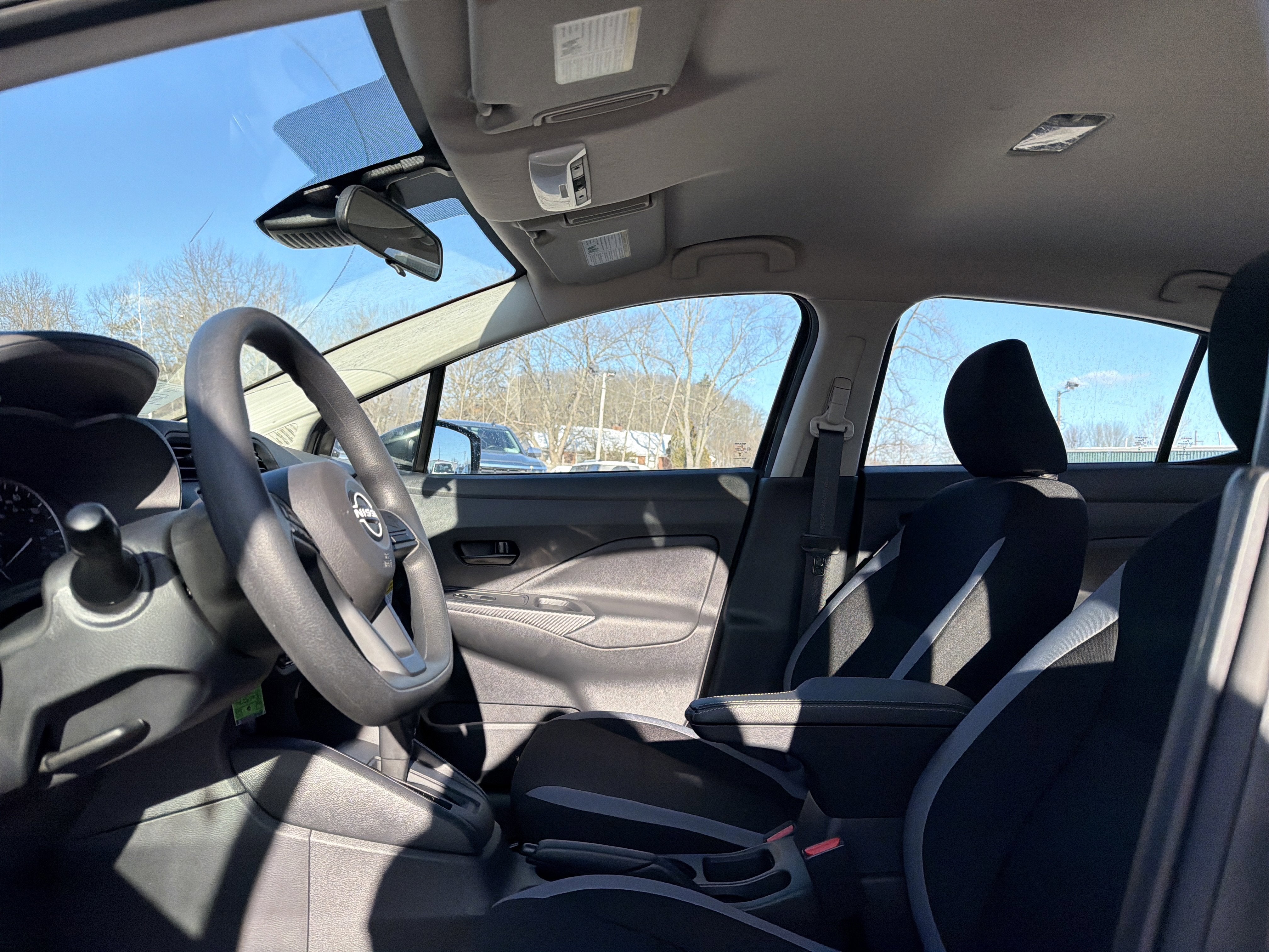 2025 Nissan Versa 1.6 S