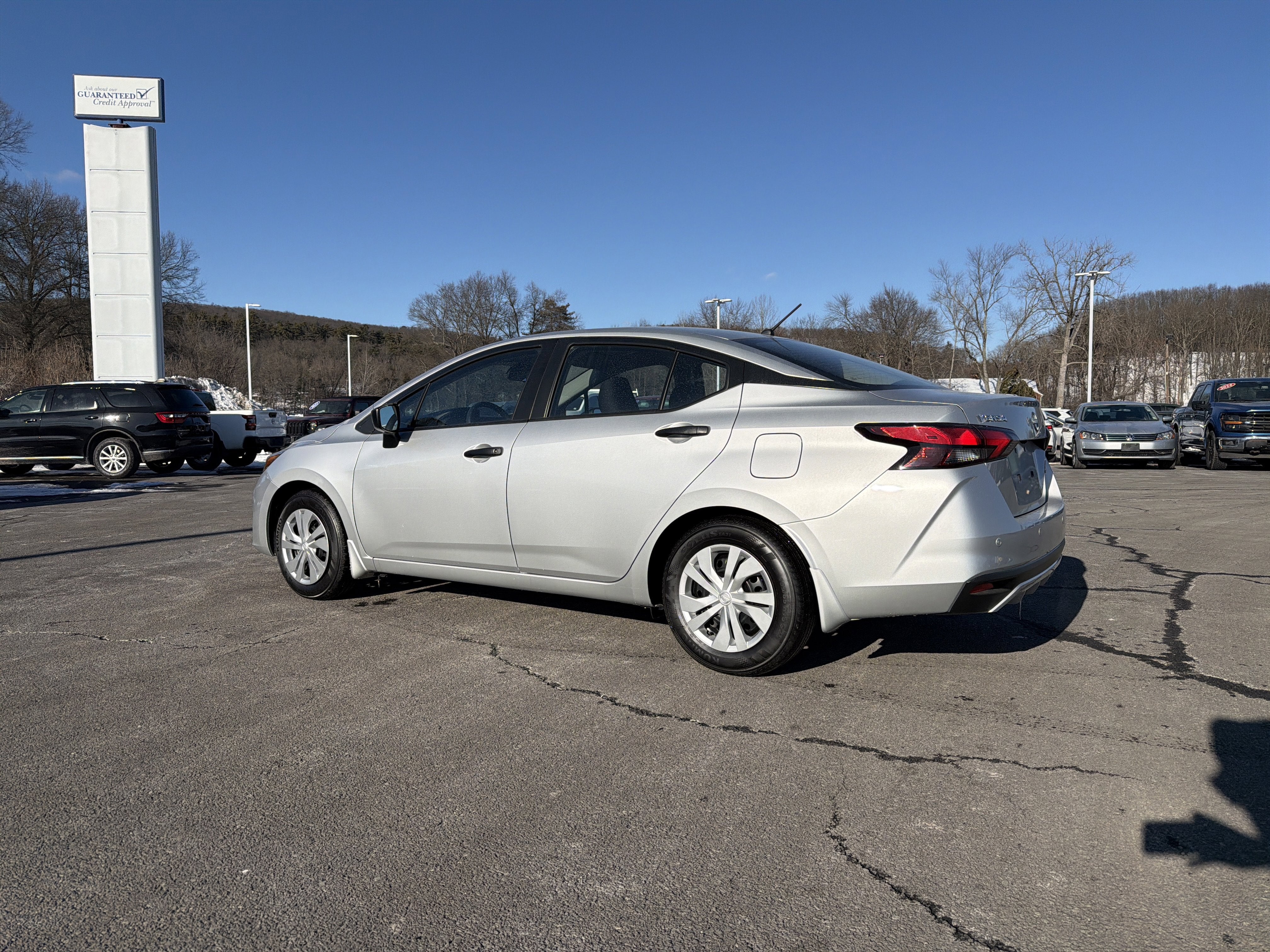 2025 Nissan Versa 1.6 S