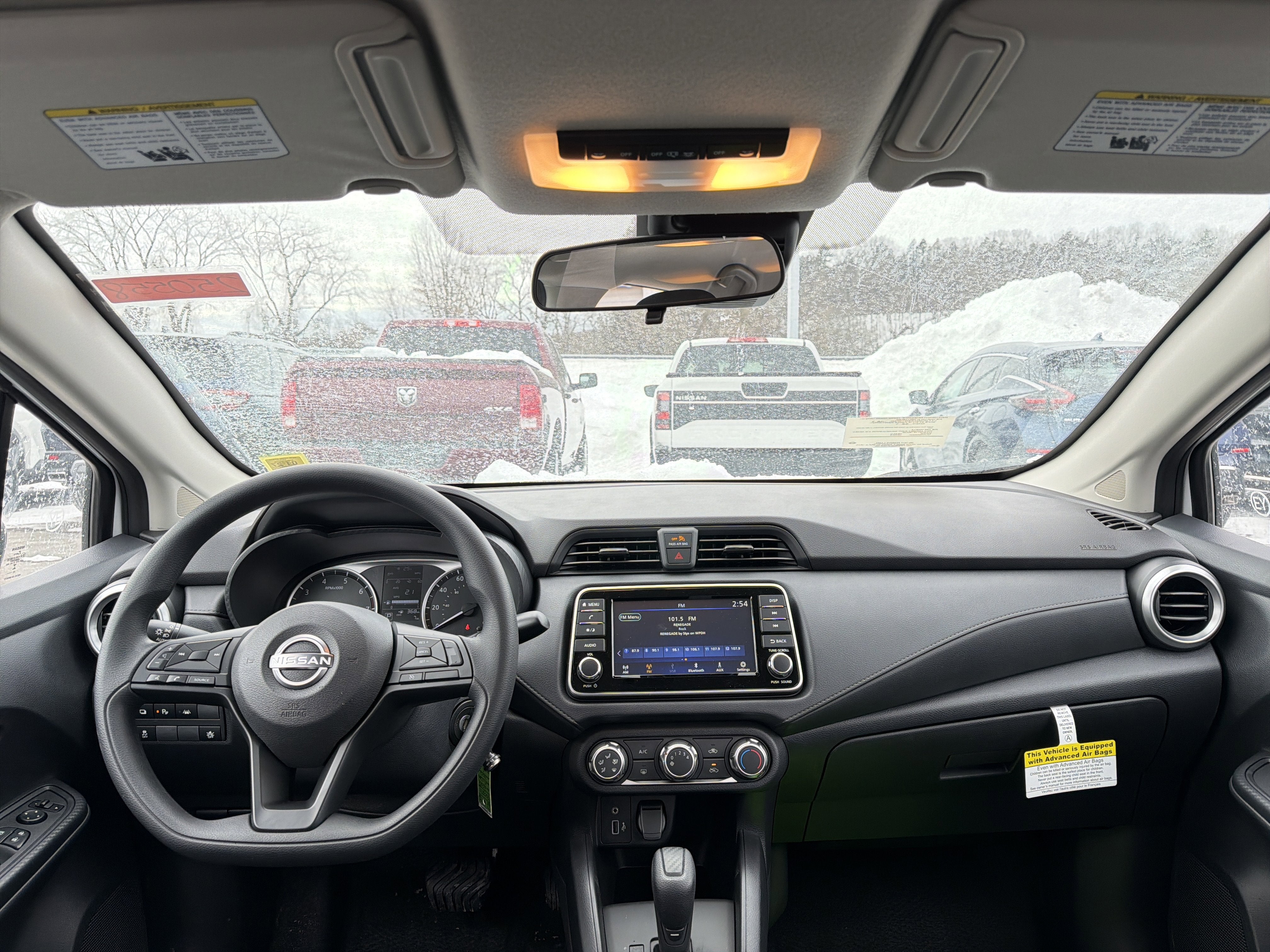 2025 Nissan Versa 1.6 S