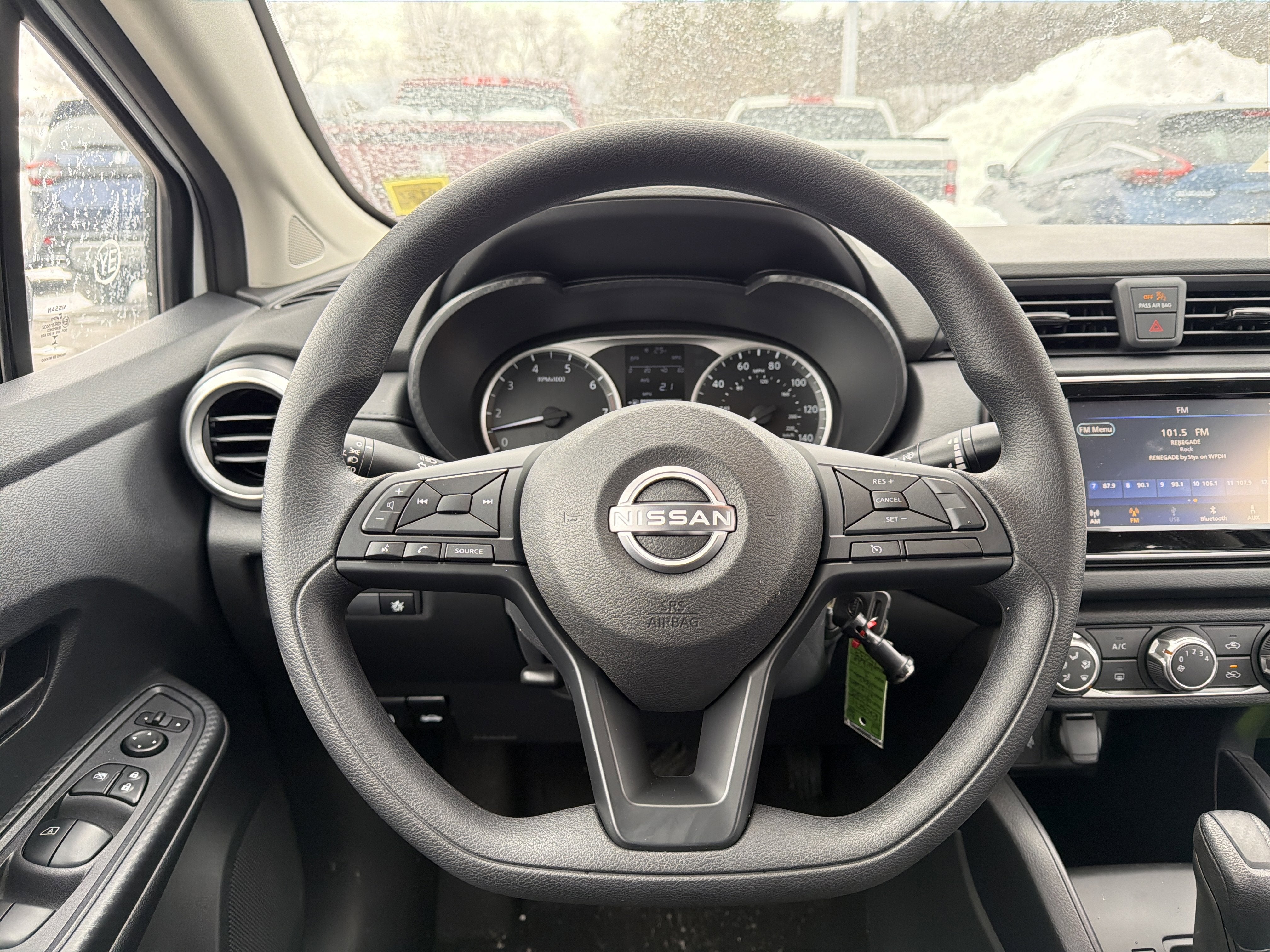 2025 Nissan Versa 1.6 S