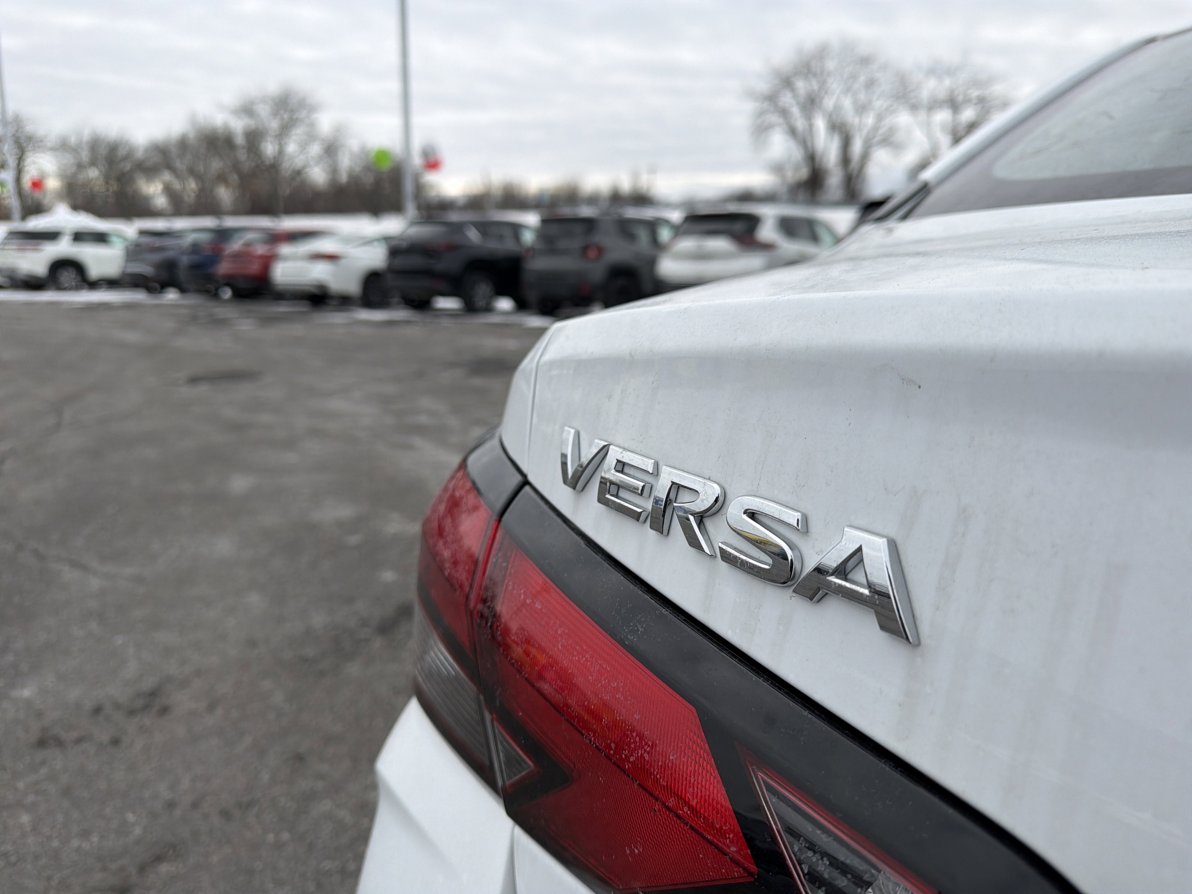 2025 Nissan Versa 1.6 S