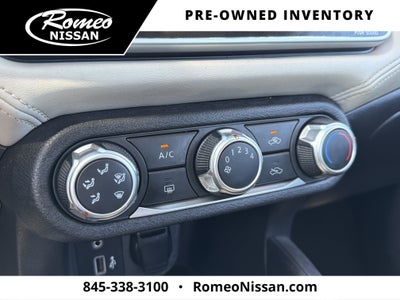 2020 Nissan Versa 1.6 SV