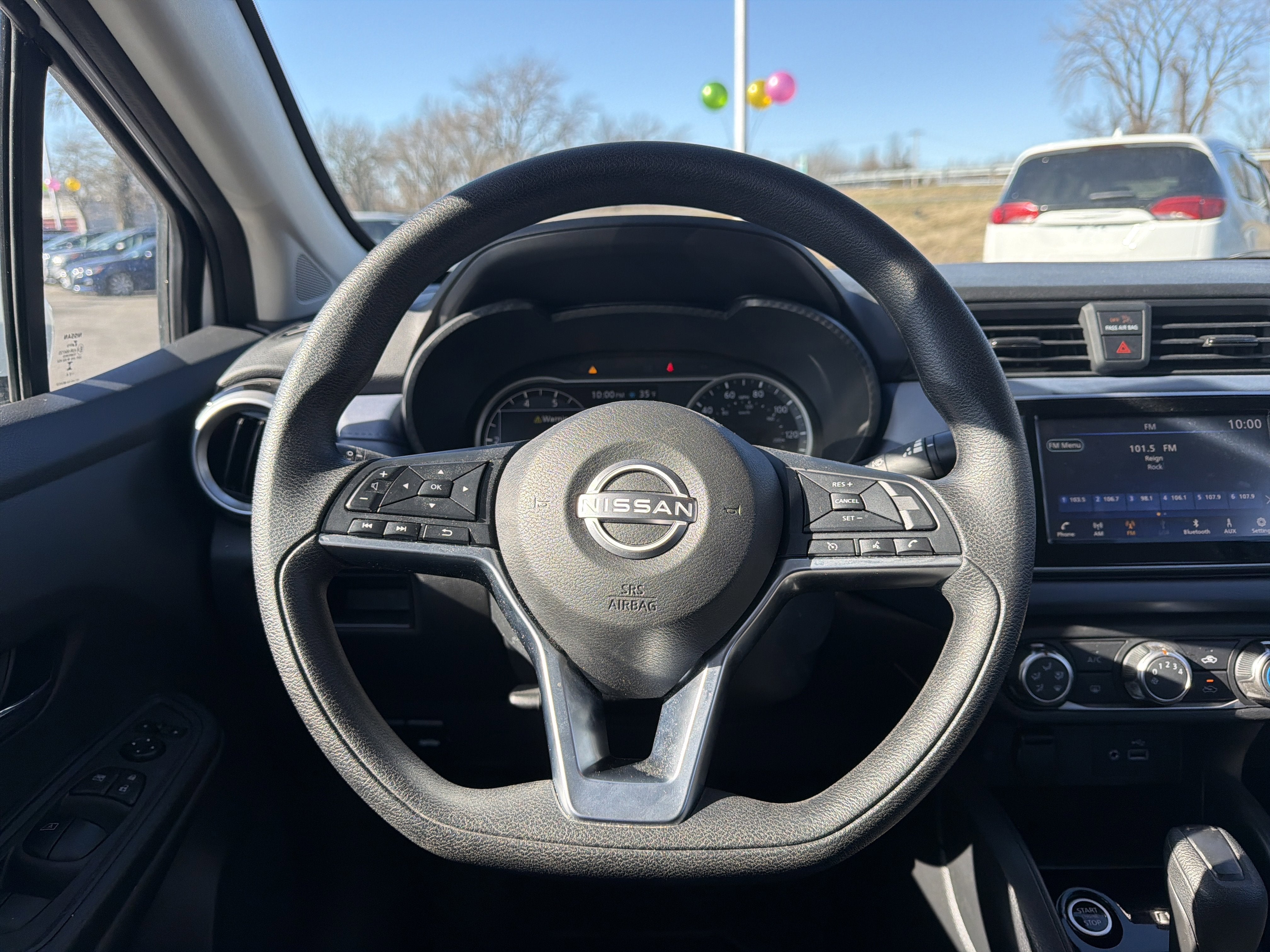 2024 Nissan Versa 1.6 SV