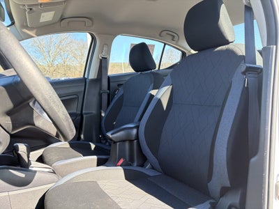 2024 Nissan Versa 1.6 SV