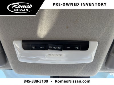 2023 Nissan Versa 1.6 SV