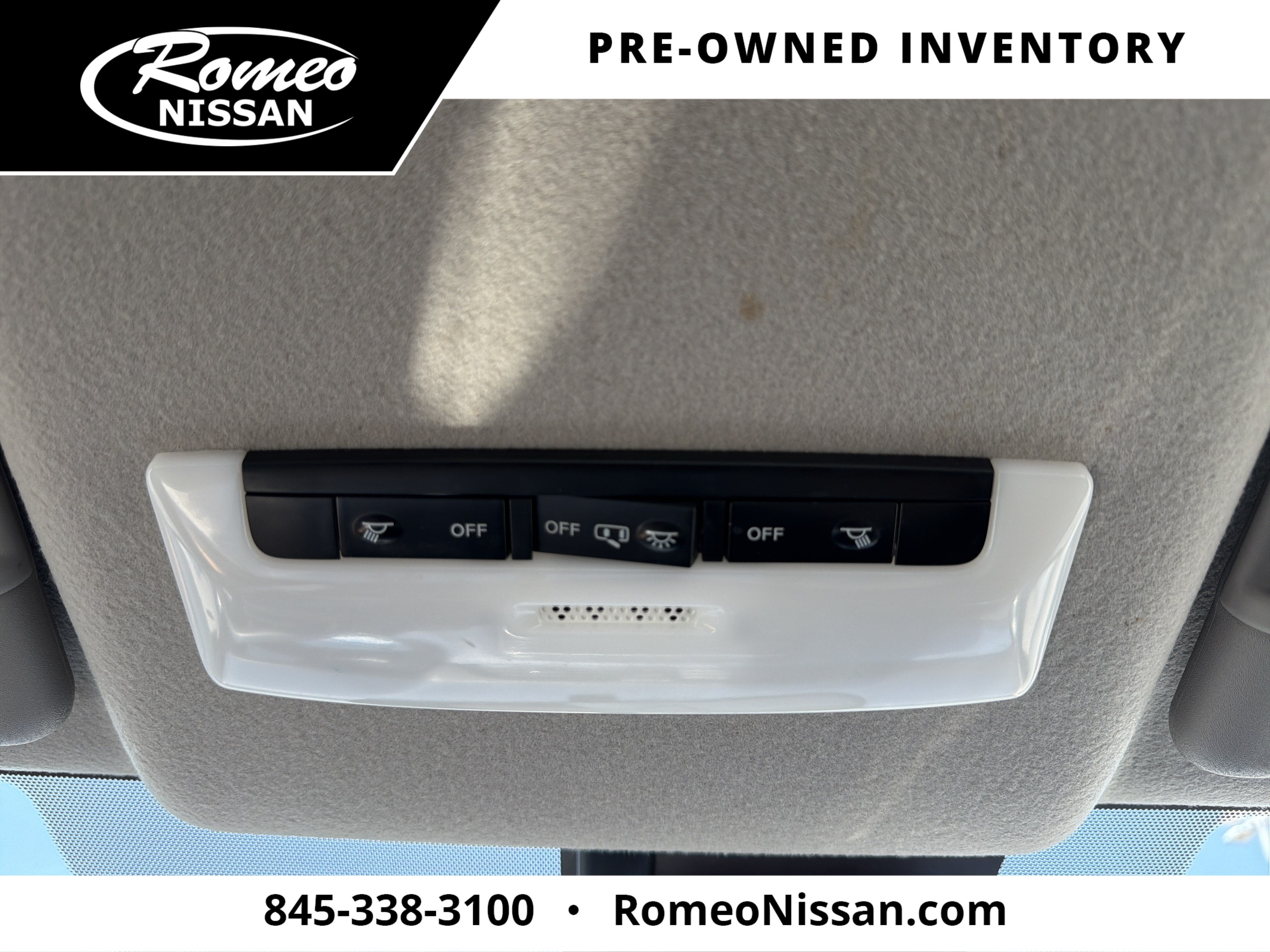 2023 Nissan Versa 1.6 SV