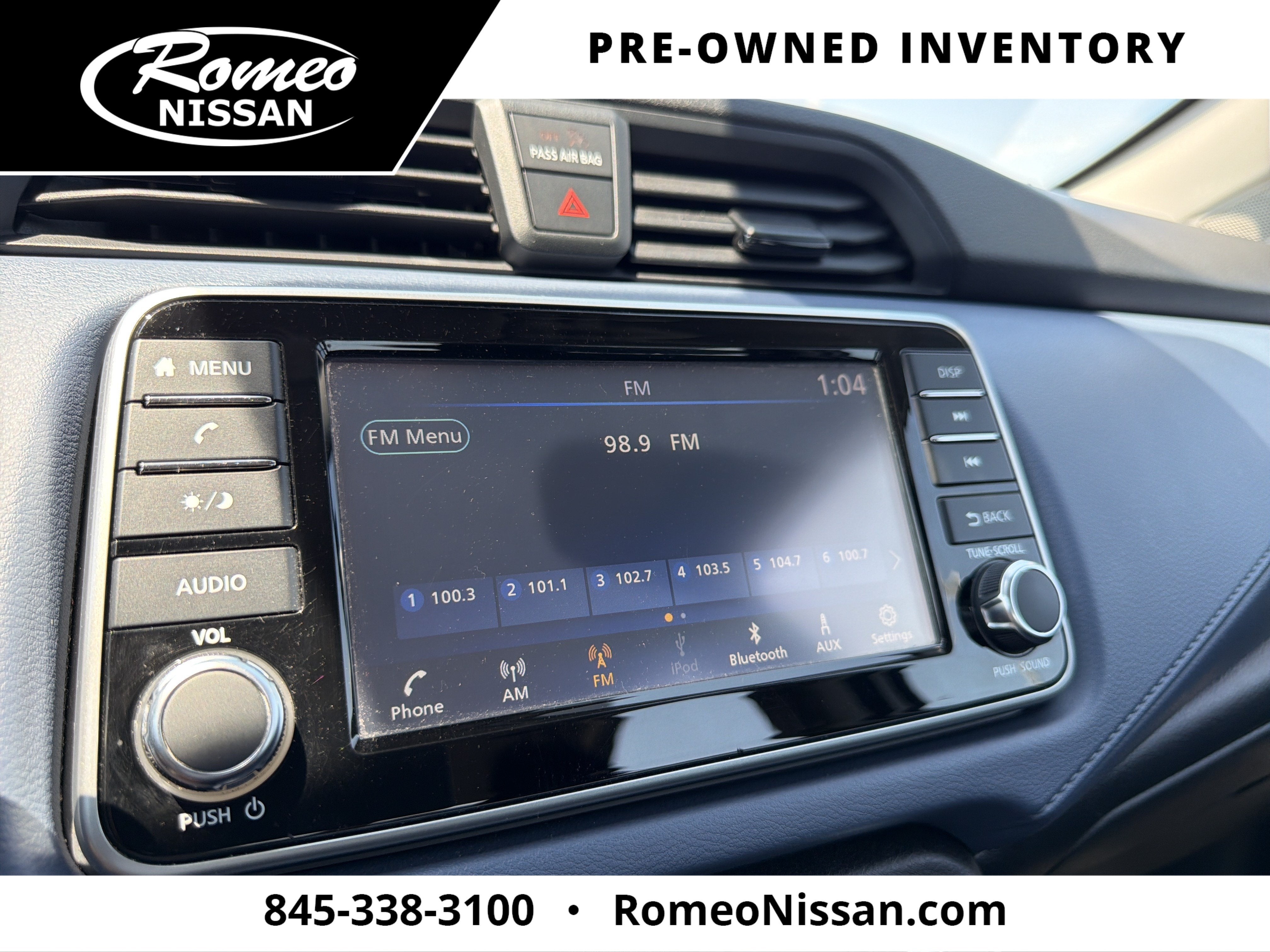 2023 Nissan Versa 1.6 SV