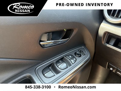 2023 Nissan Versa 1.6 SV