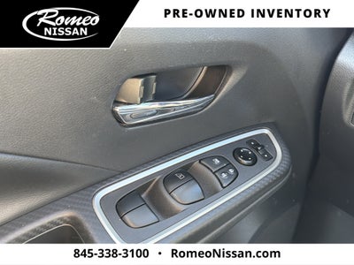 2024 Nissan Versa 1.6 SR