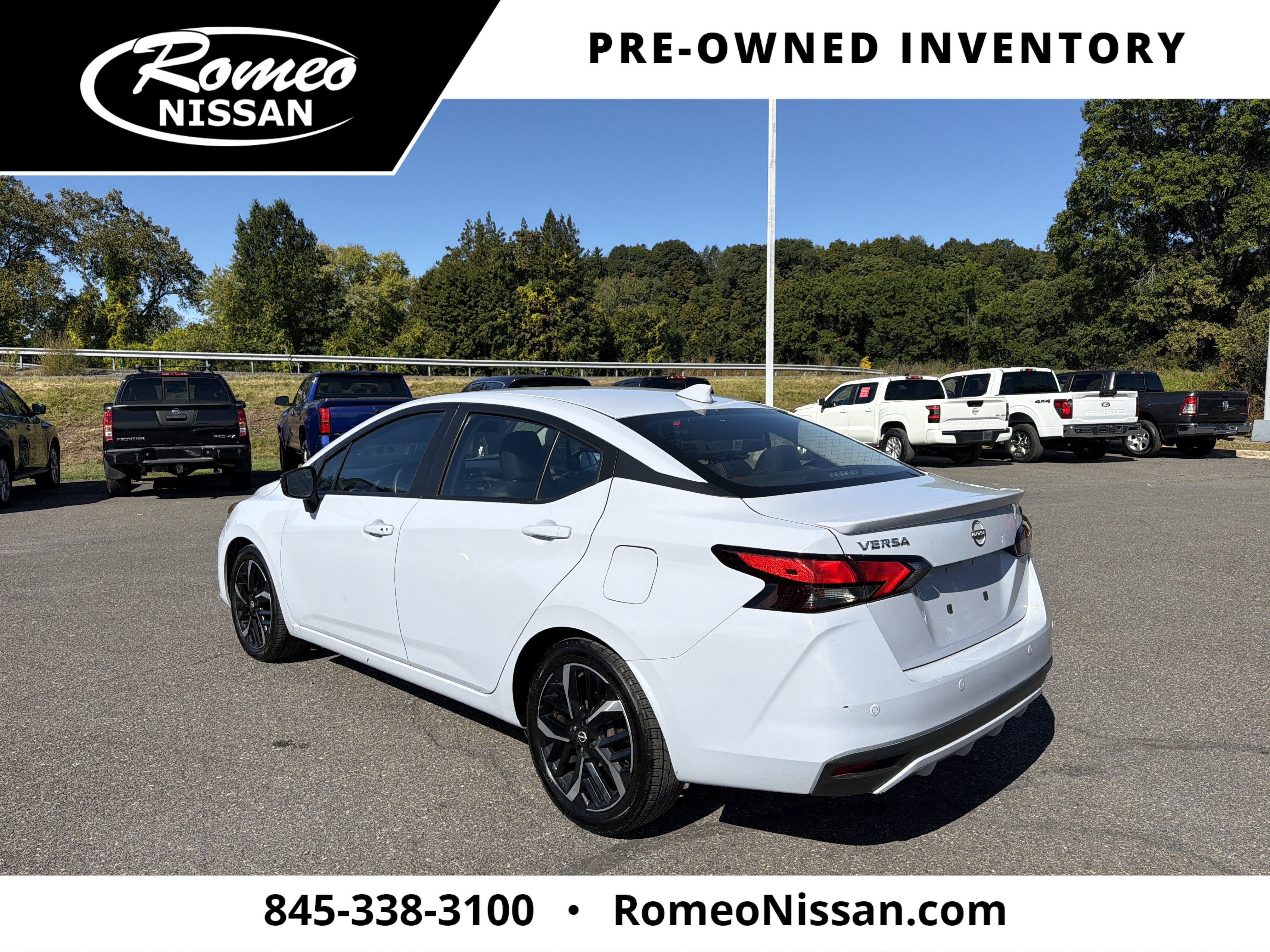 2024 Nissan Versa 1.6 SR