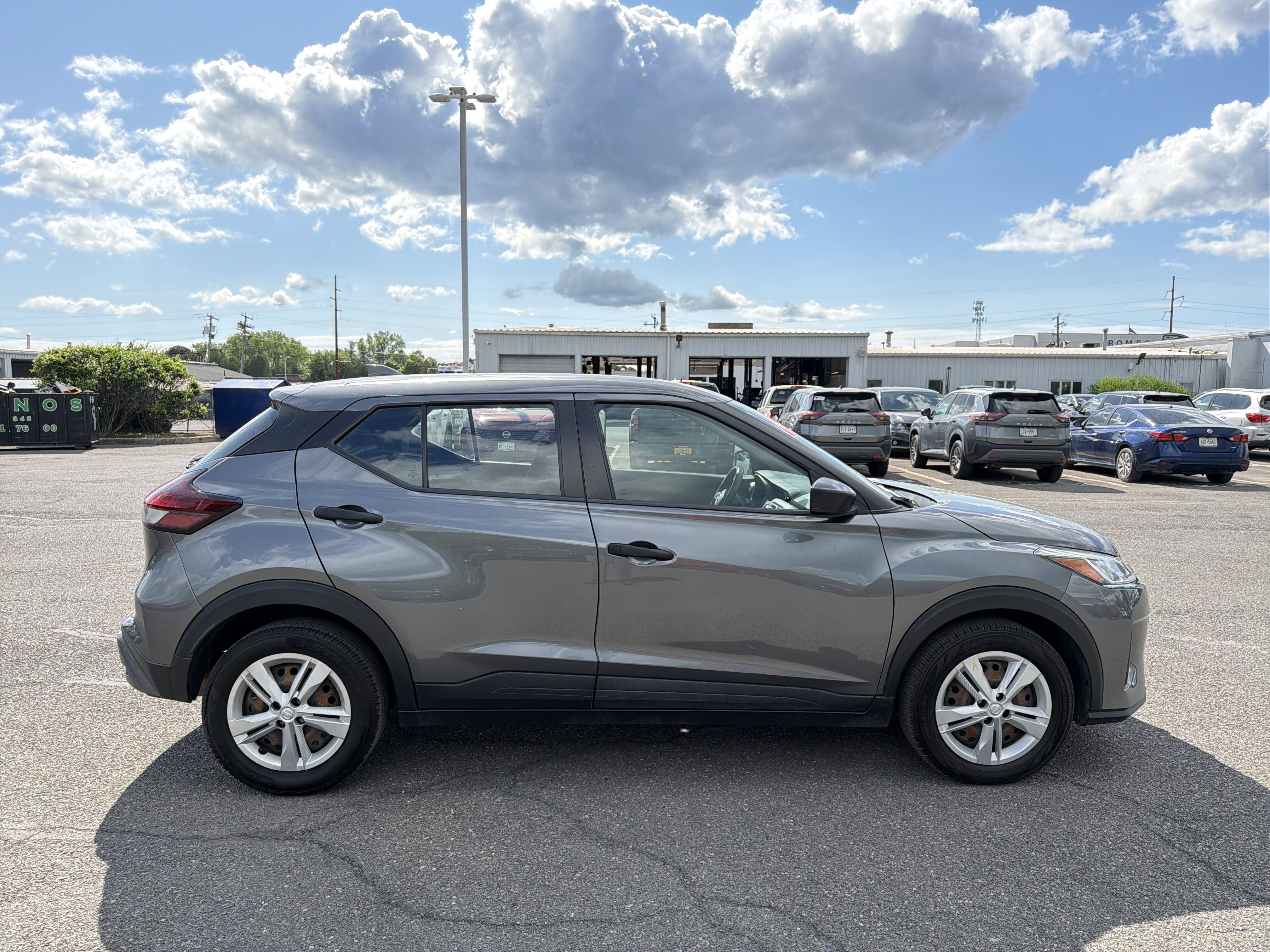 2023 Nissan Kicks S