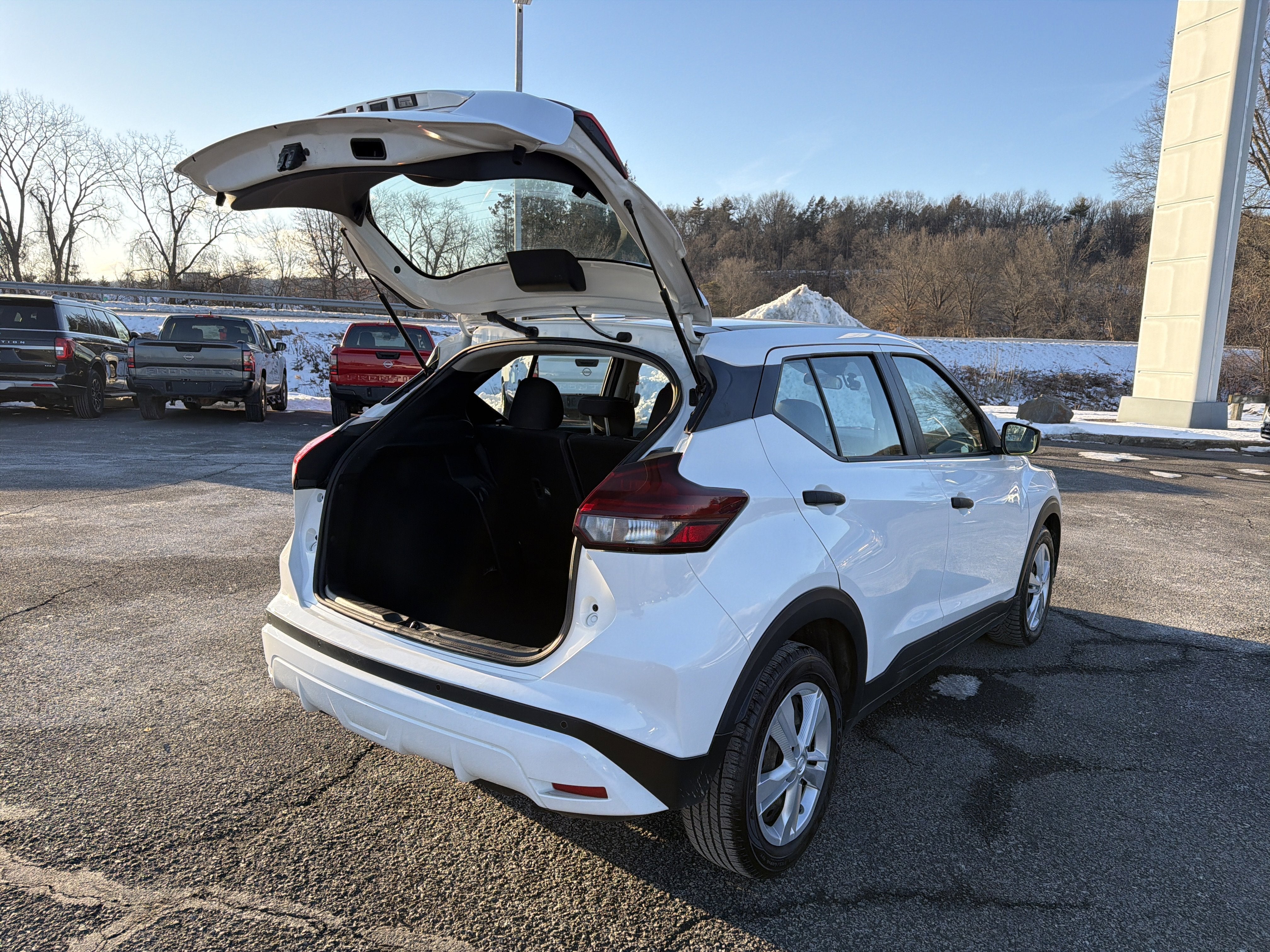 2021 Nissan Kicks S