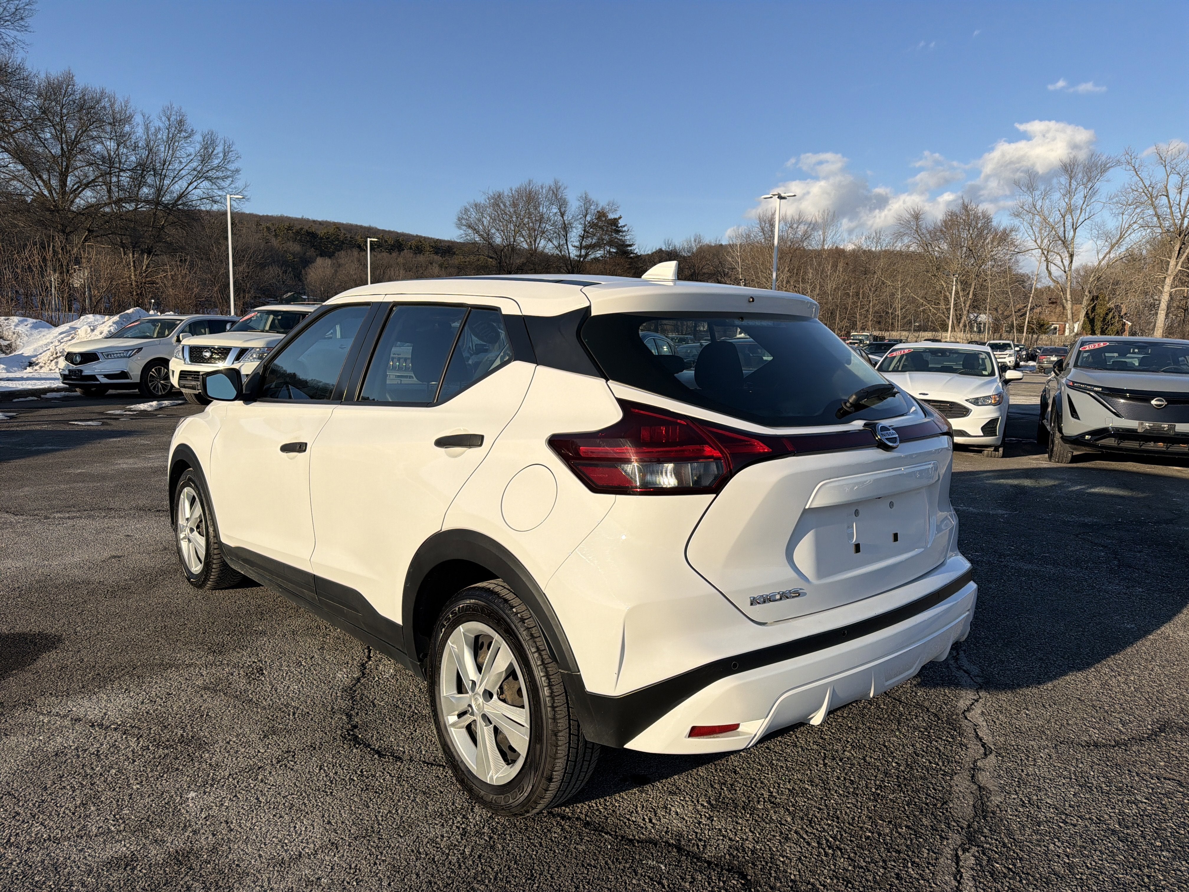 2021 Nissan Kicks S