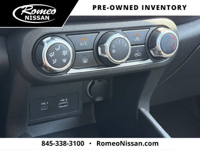 2023 Nissan Kicks SV