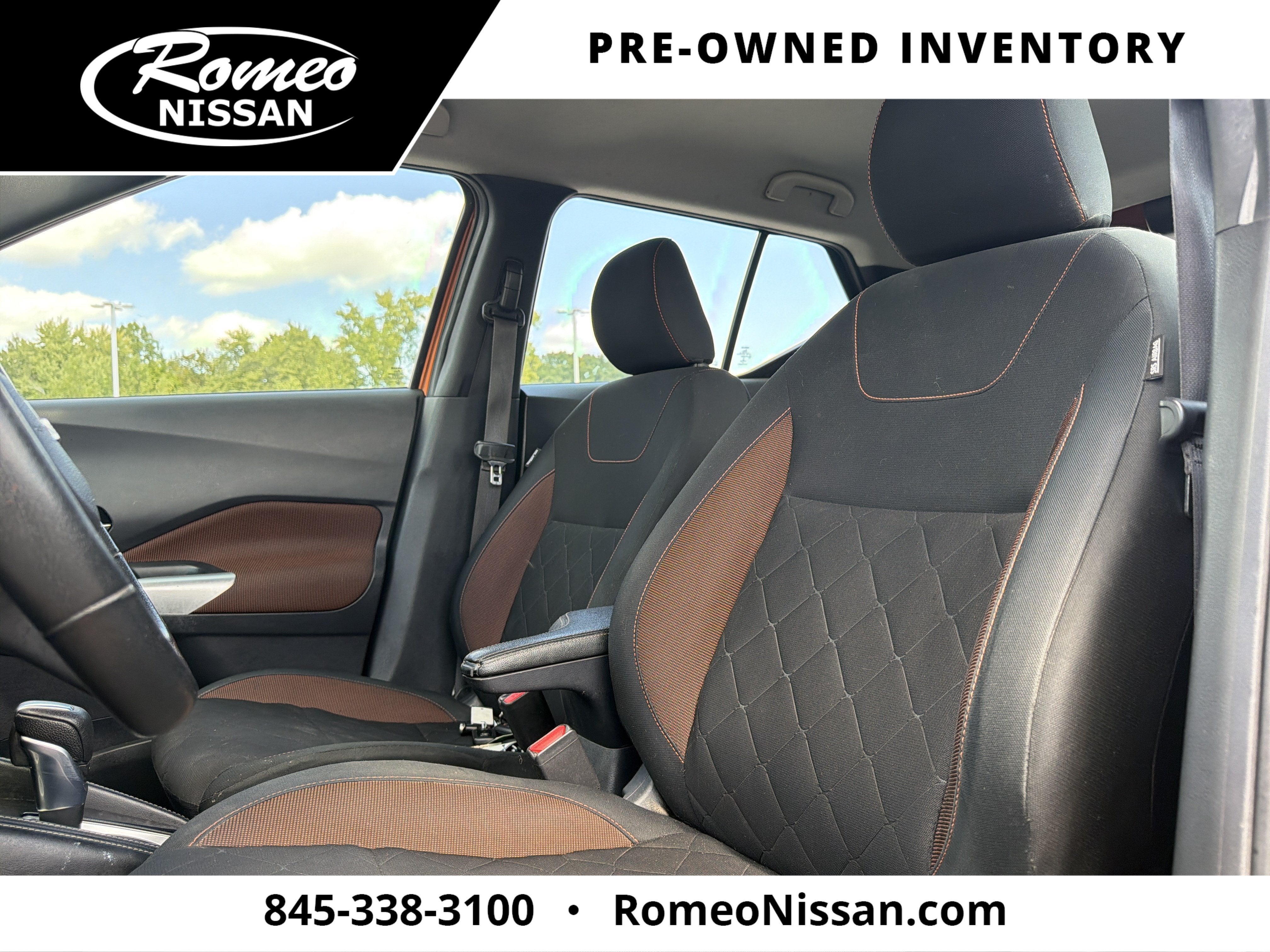 2020 Nissan Kicks SR