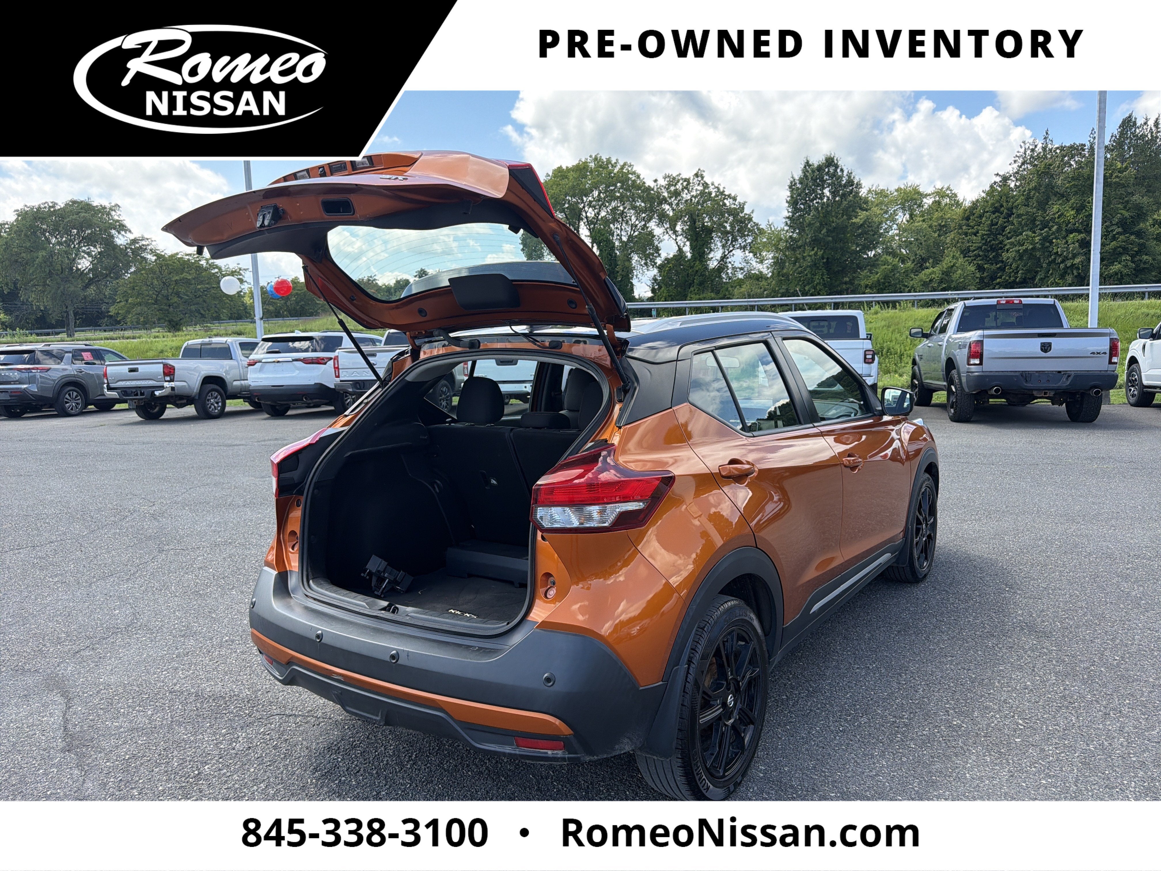 2020 Nissan Kicks SR