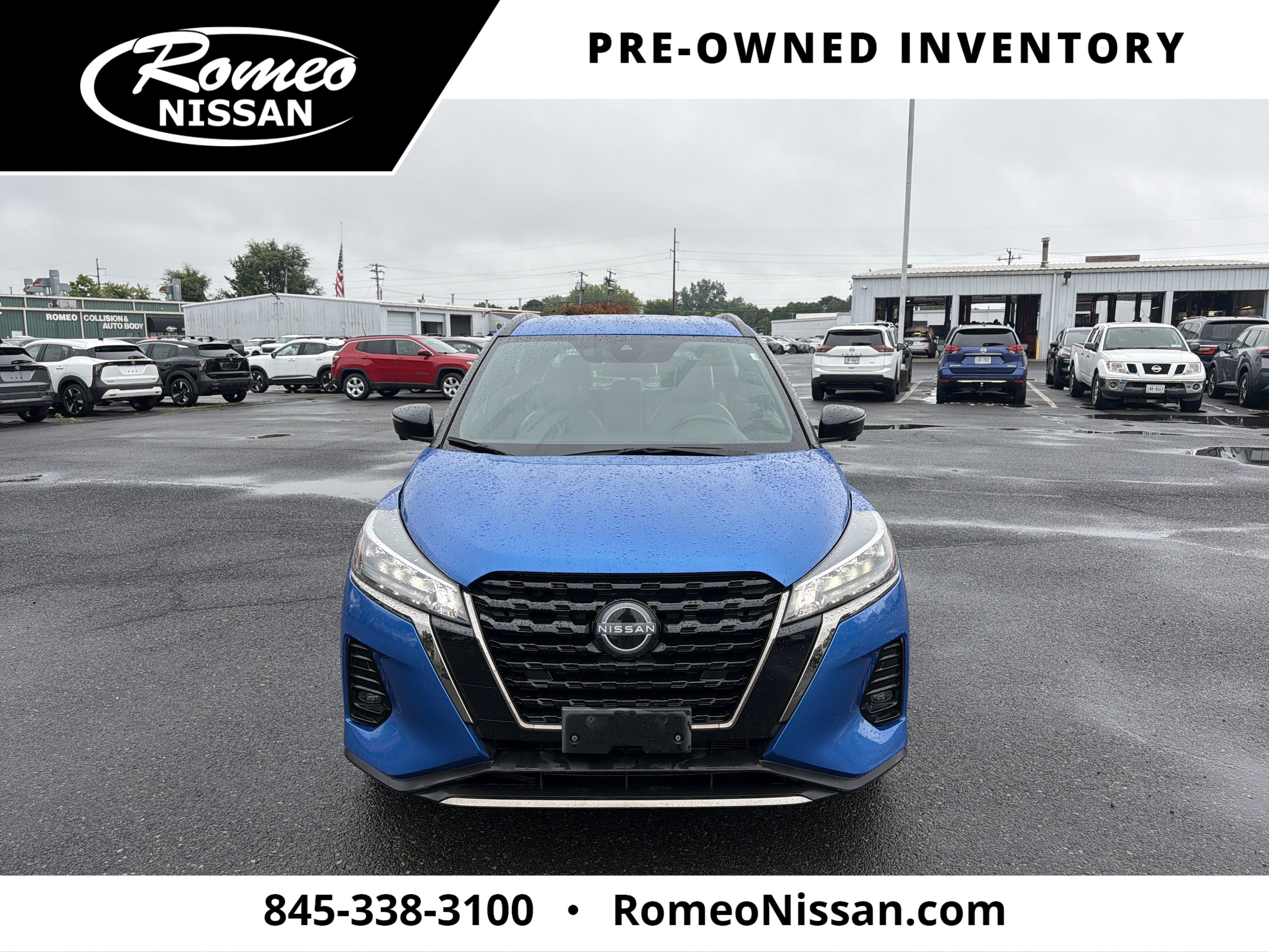 2023 Nissan Kicks SR