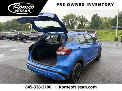 2023 Nissan Kicks SR