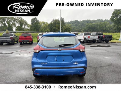 2023 Nissan Kicks SR